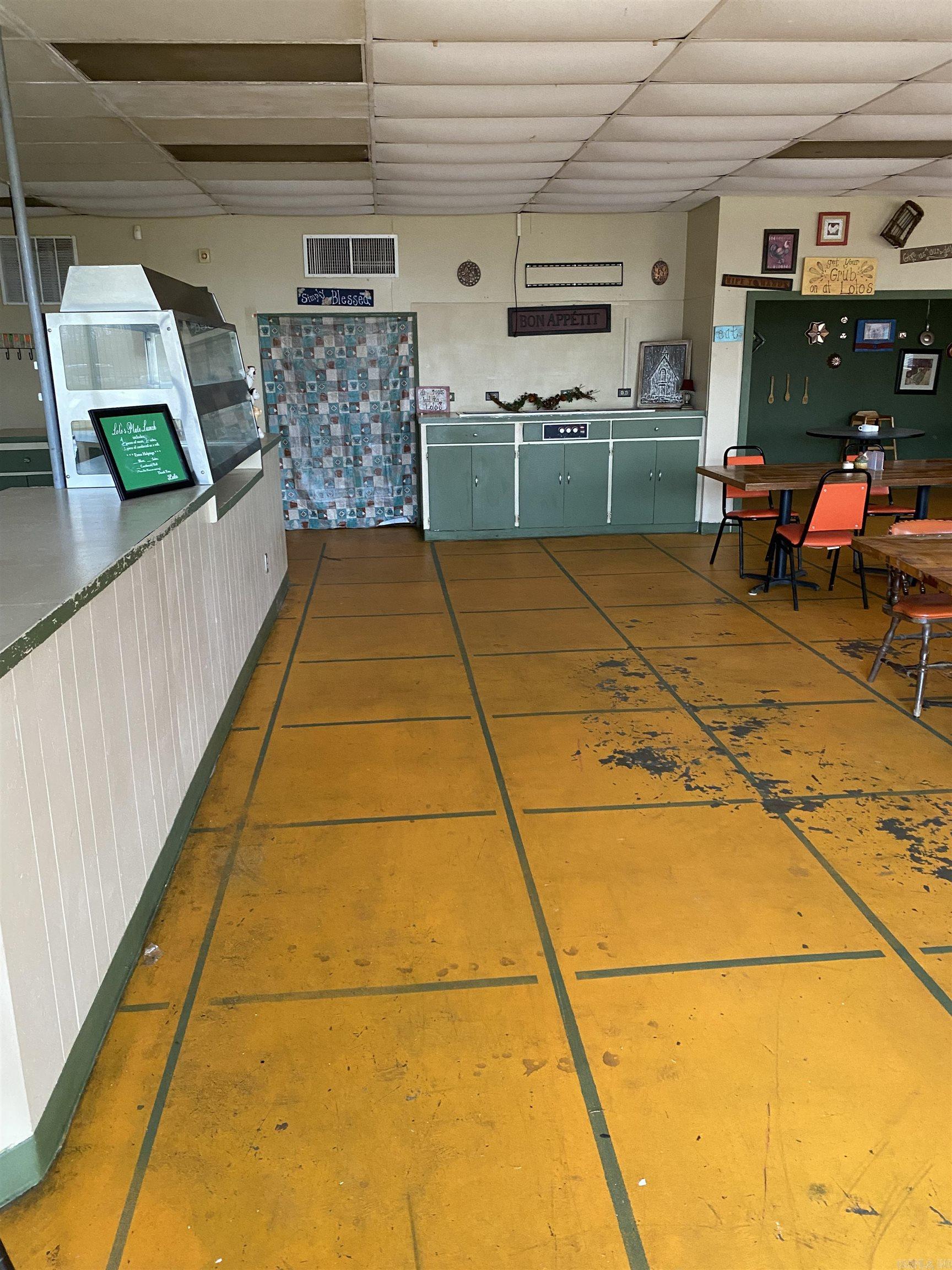 12265  Hwy 165  Humnoke, AR