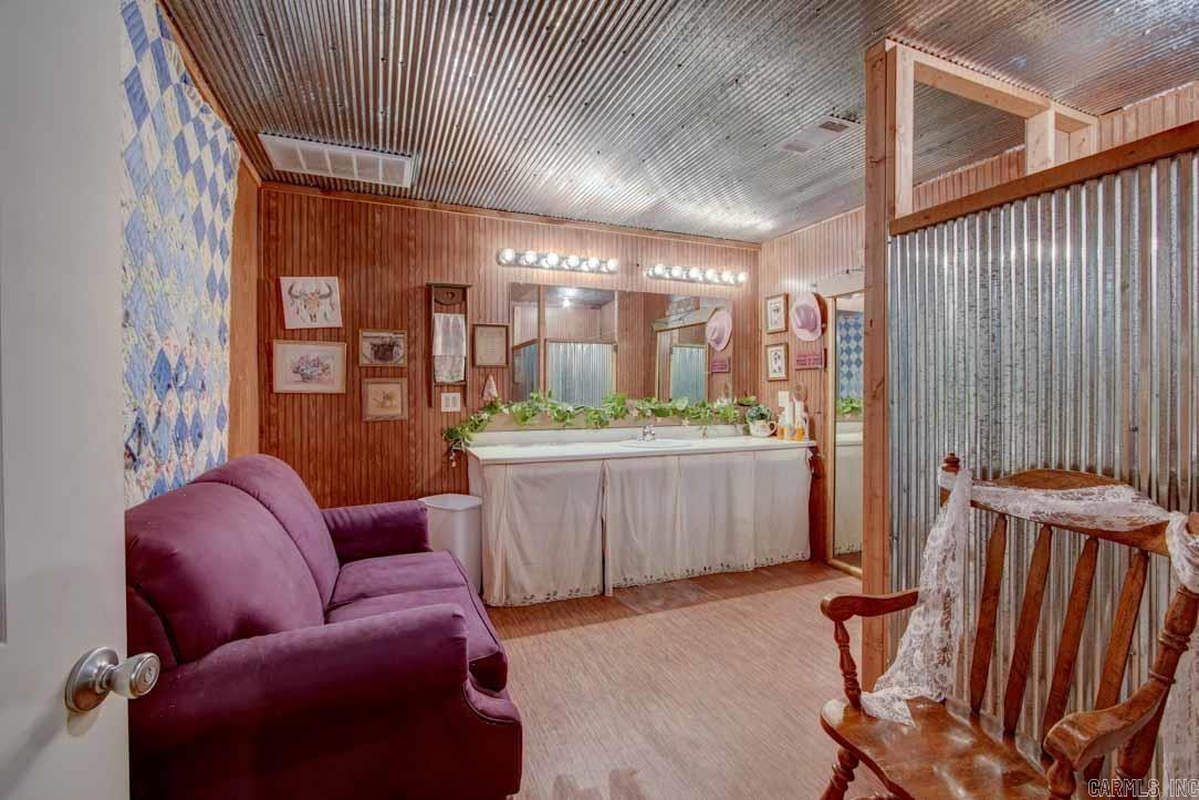 3950  Airport Rd  Pearcy, AR