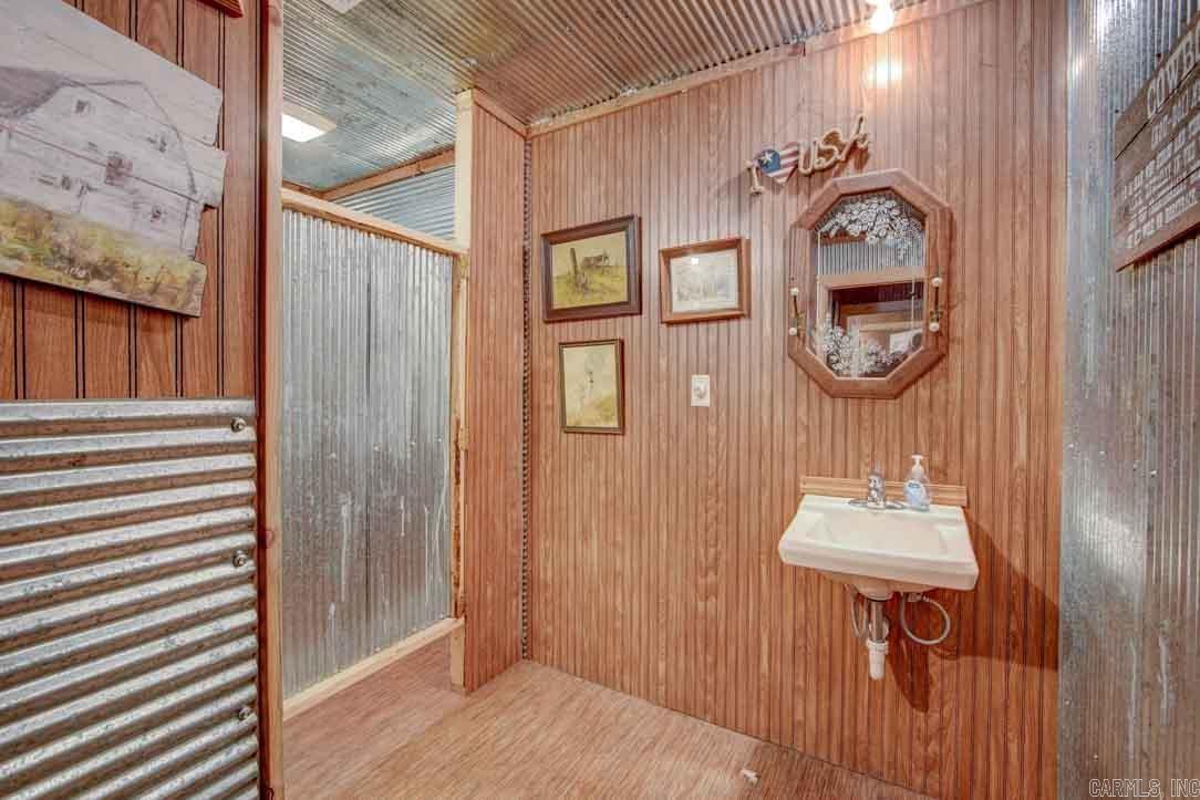 3950  Airport Rd  Pearcy, AR