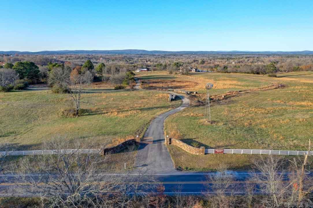 3950  Airport Rd  Pearcy, AR