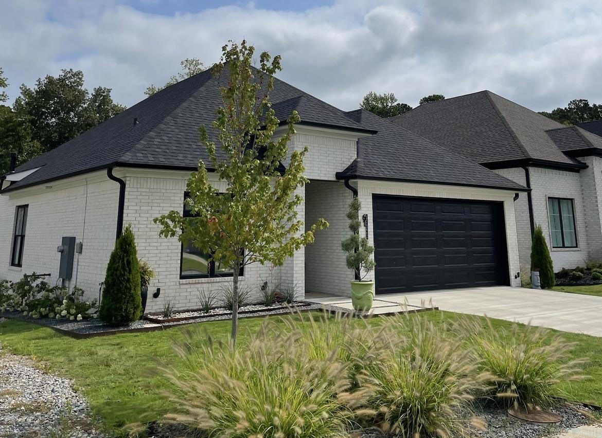 For Sale 61 Saffron Circle, Little Rock, AR 72223 3 Beds / 2 Full Baths 429,900, MLS