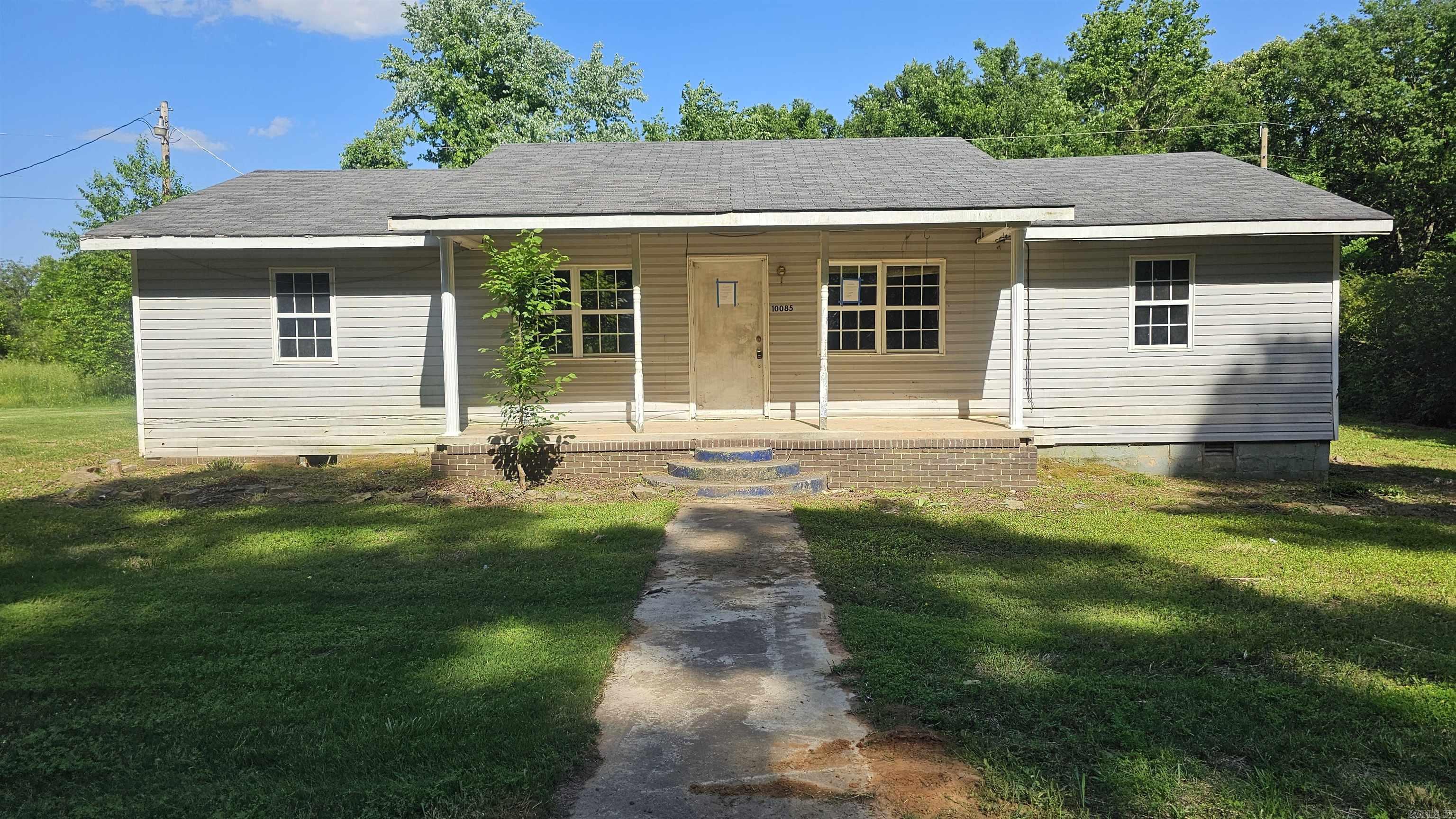 10085  James Drive  Havana, AR