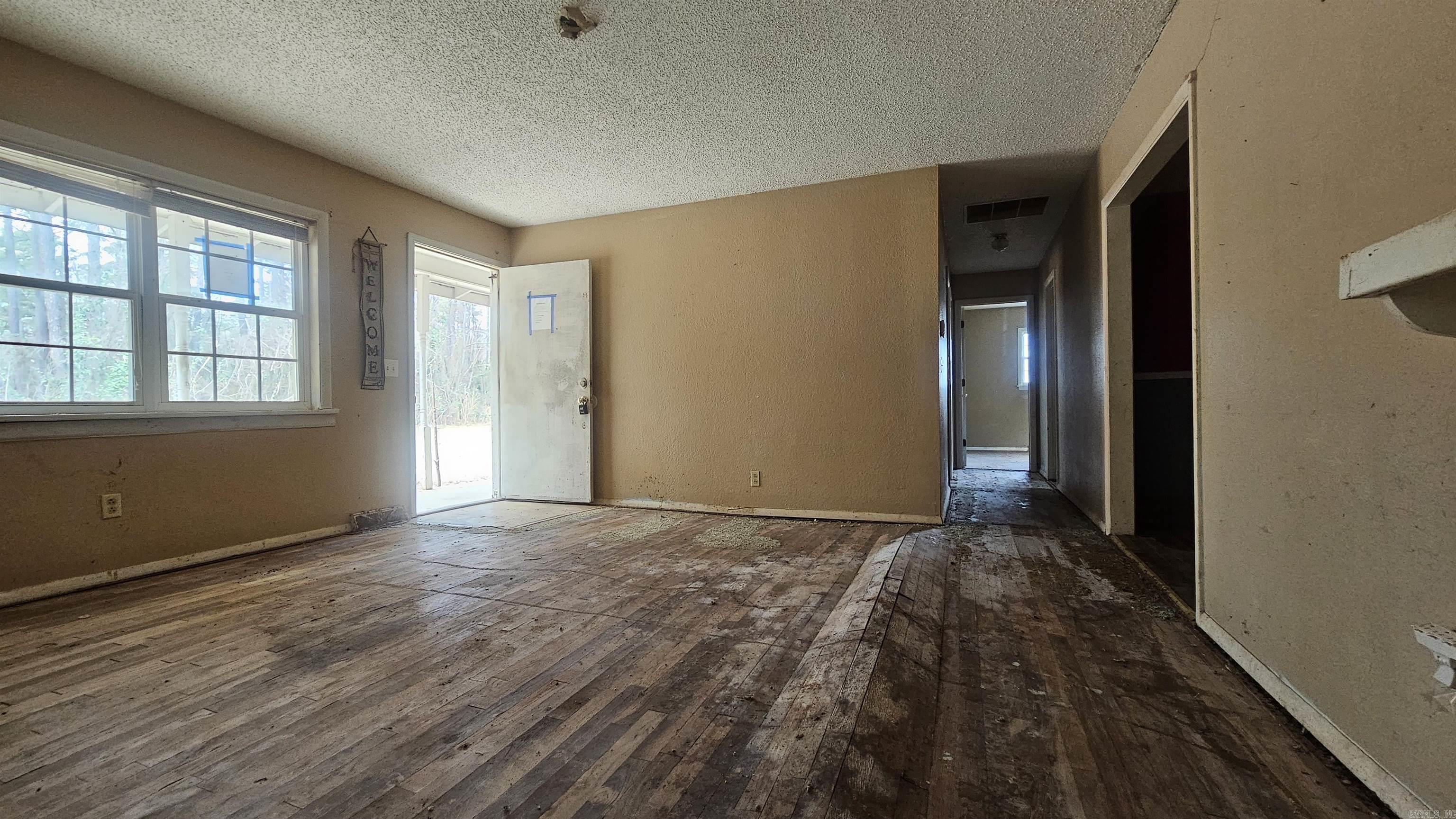 10085  James Drive  Havana, AR