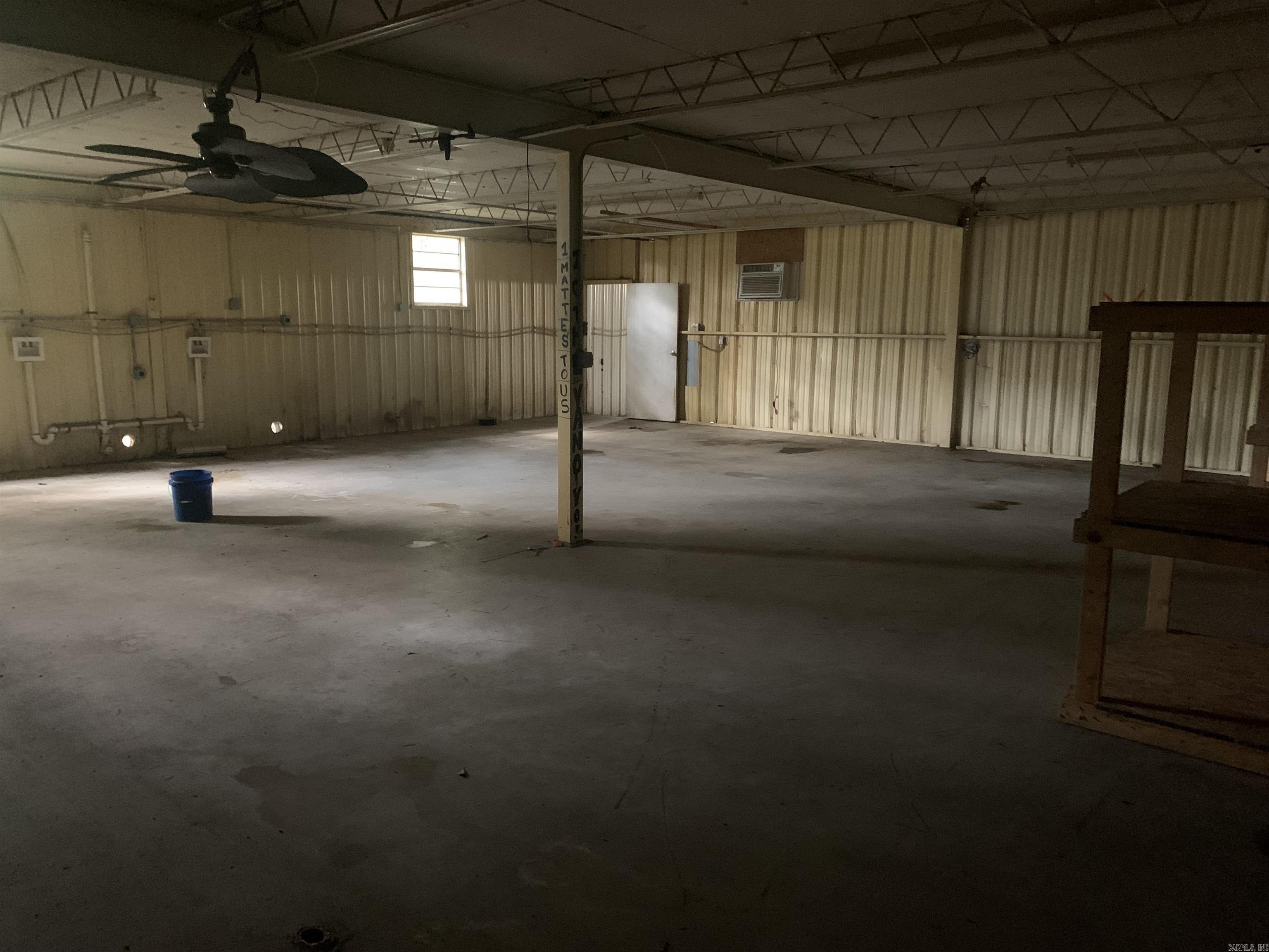 8016  Faulkner Lake  North Little Rock, AR