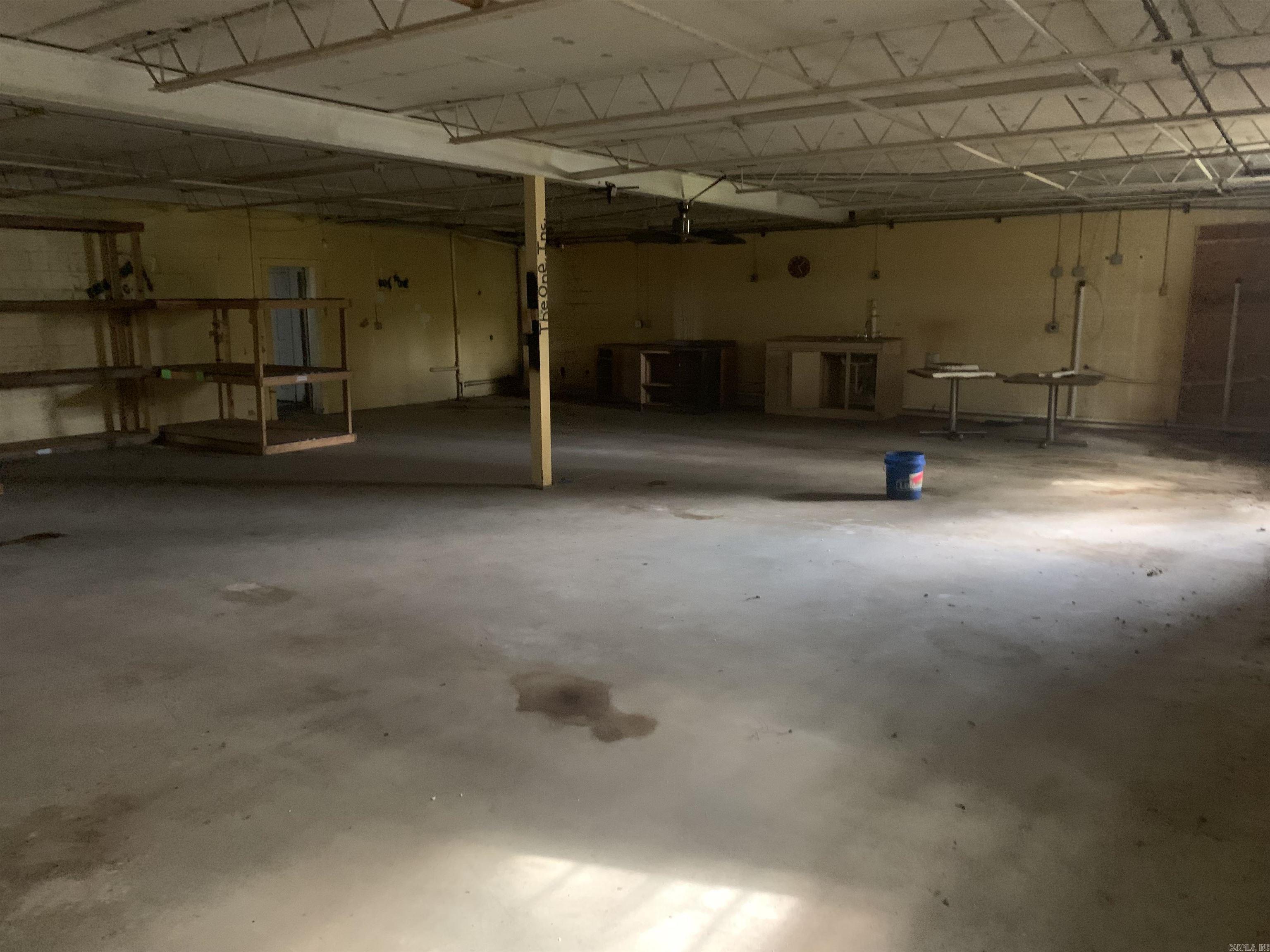 8016  Faulkner Lake  North Little Rock, AR