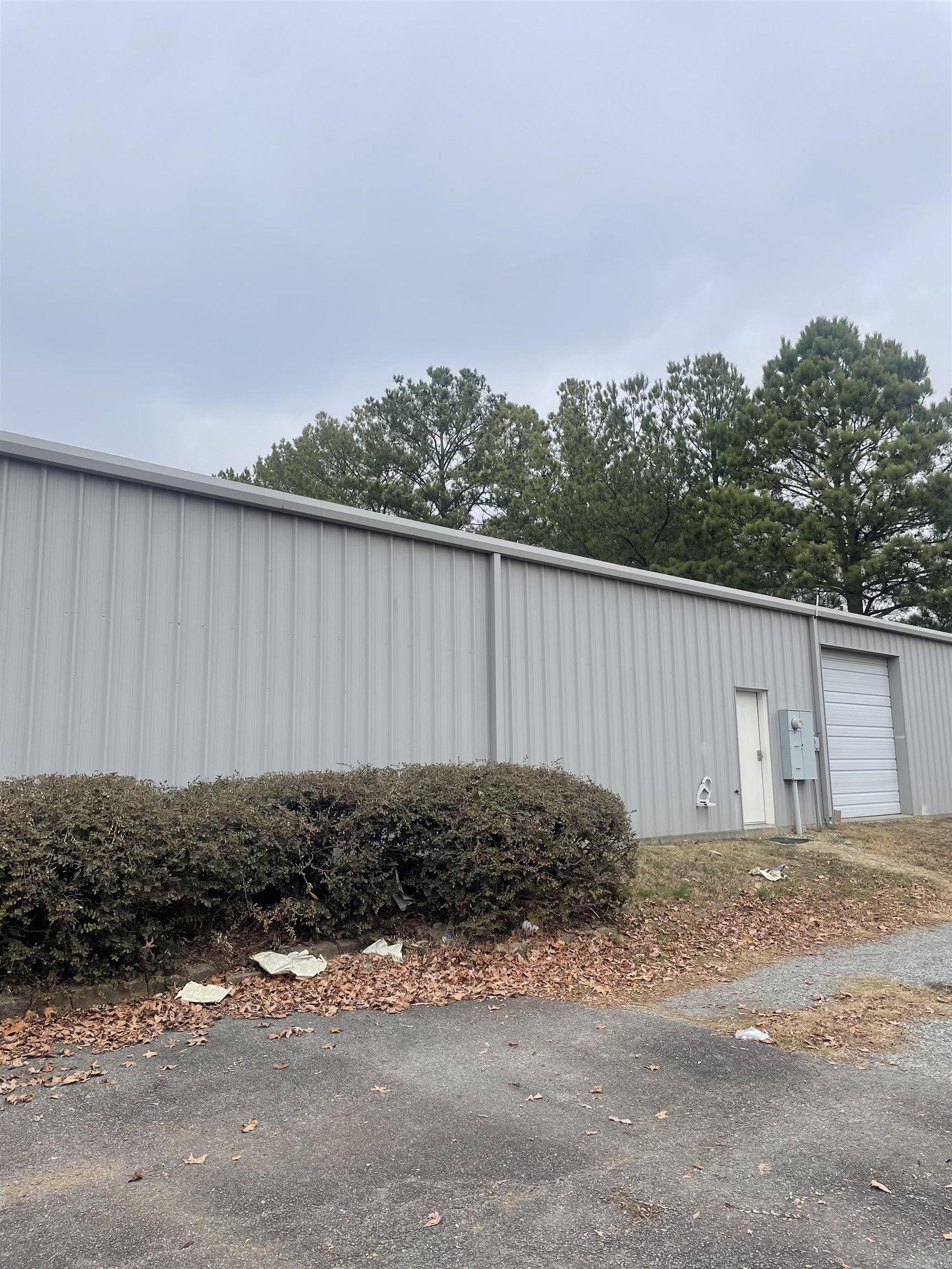 1612 W Beebe Capps  Searcy, AR