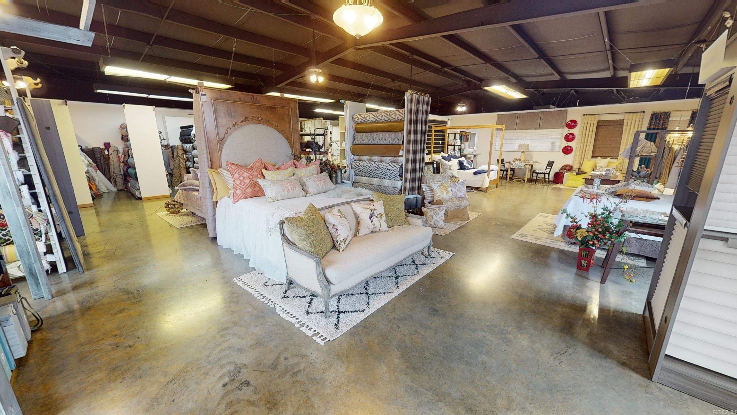 1612 W Beebe Capps  Searcy, AR