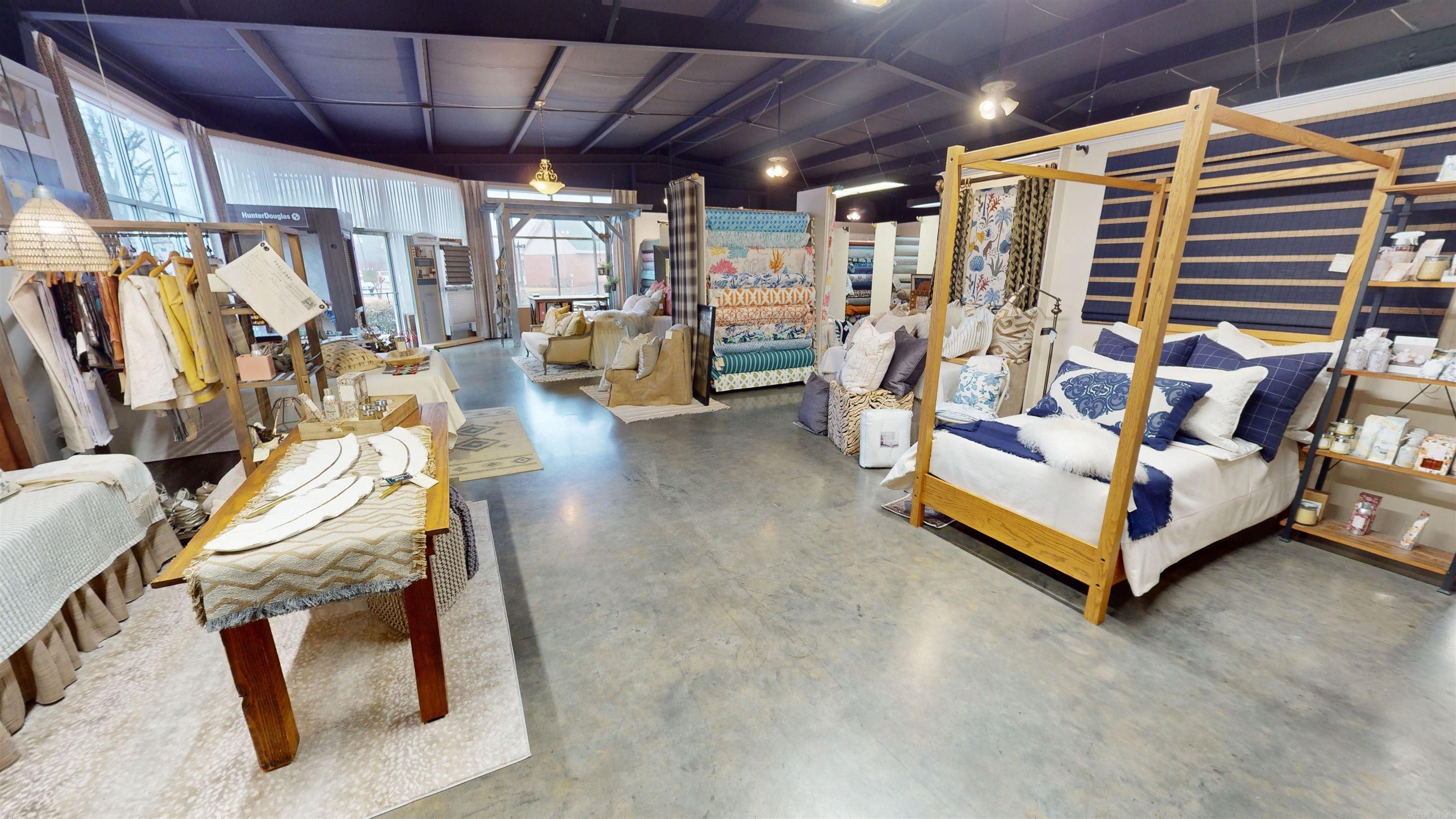 1612 W Beebe Capps  Searcy, AR