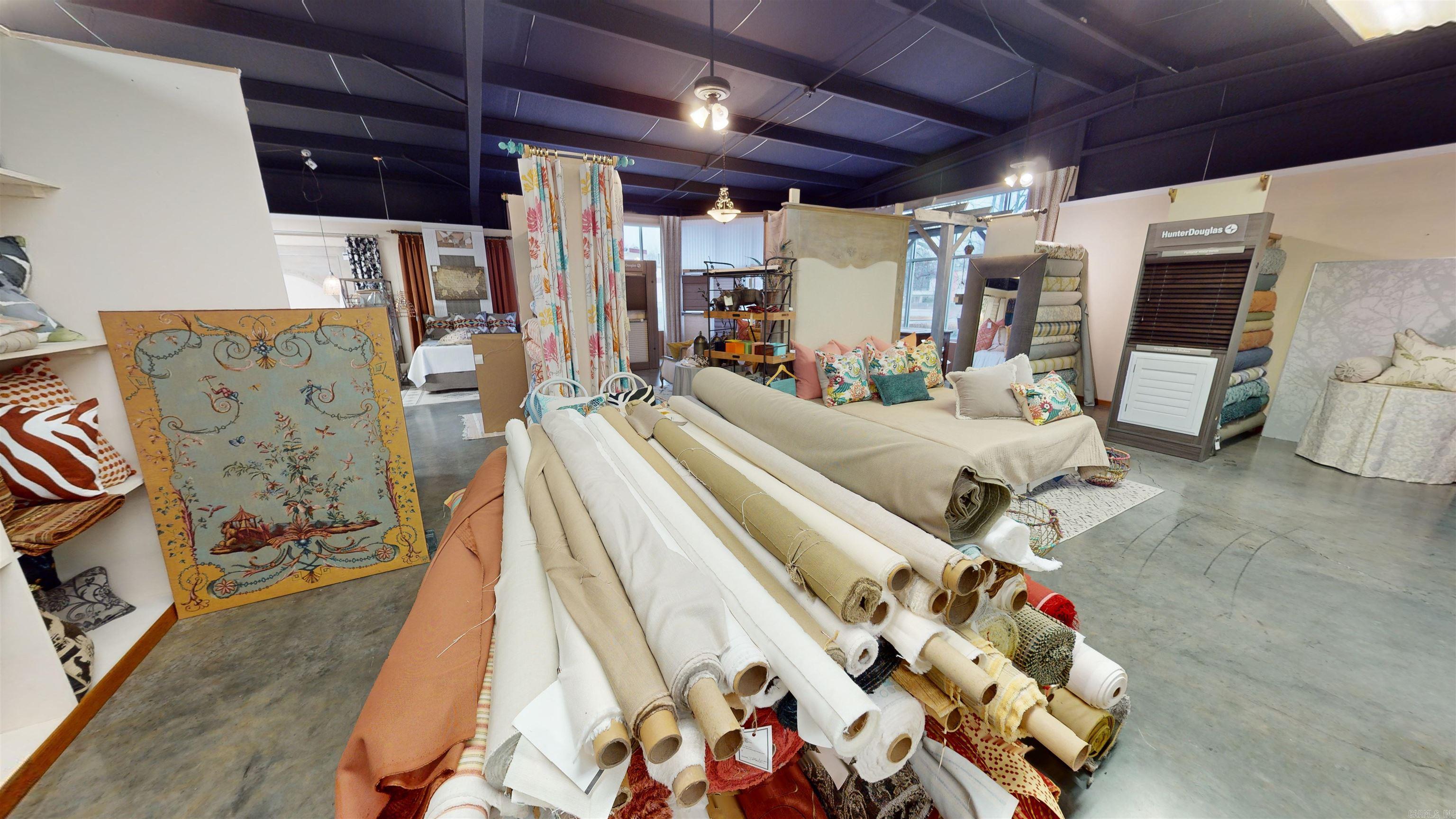 1612 W Beebe Capps  Searcy, AR