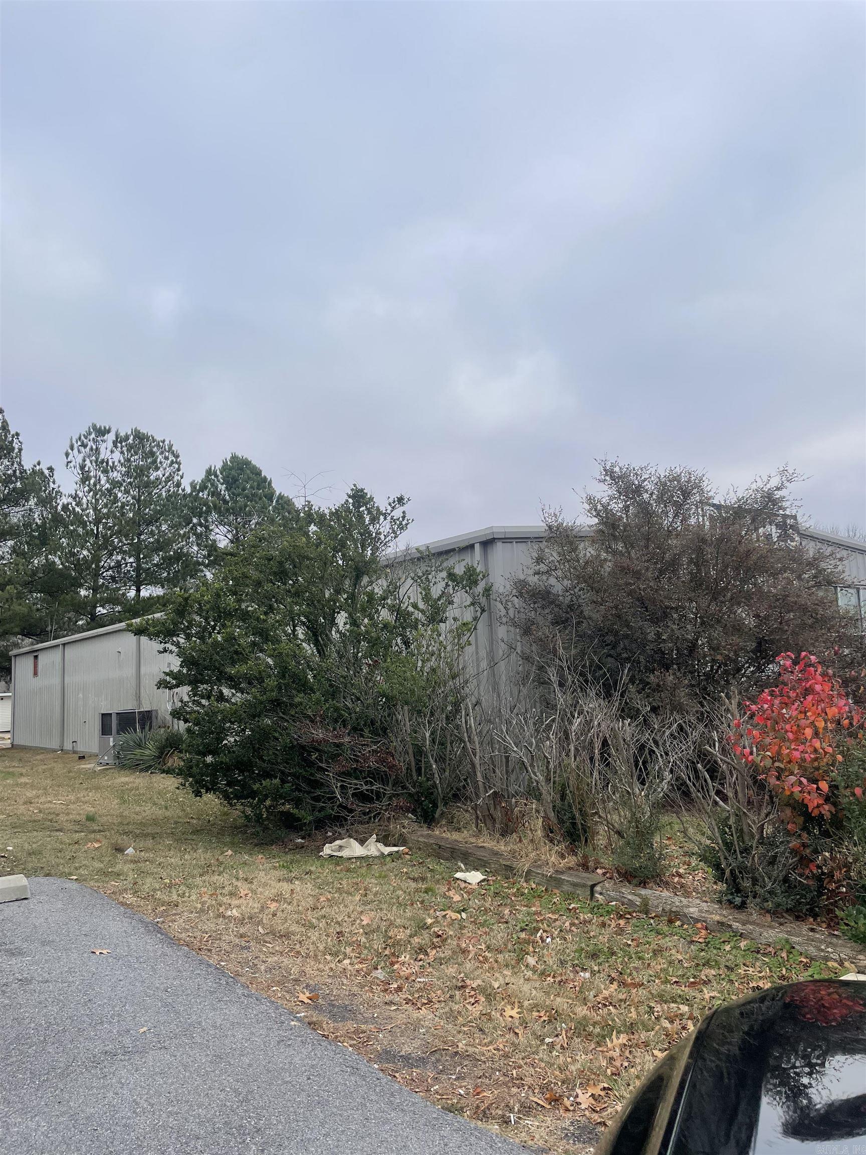 1612 W Beebe Capps  Searcy, AR