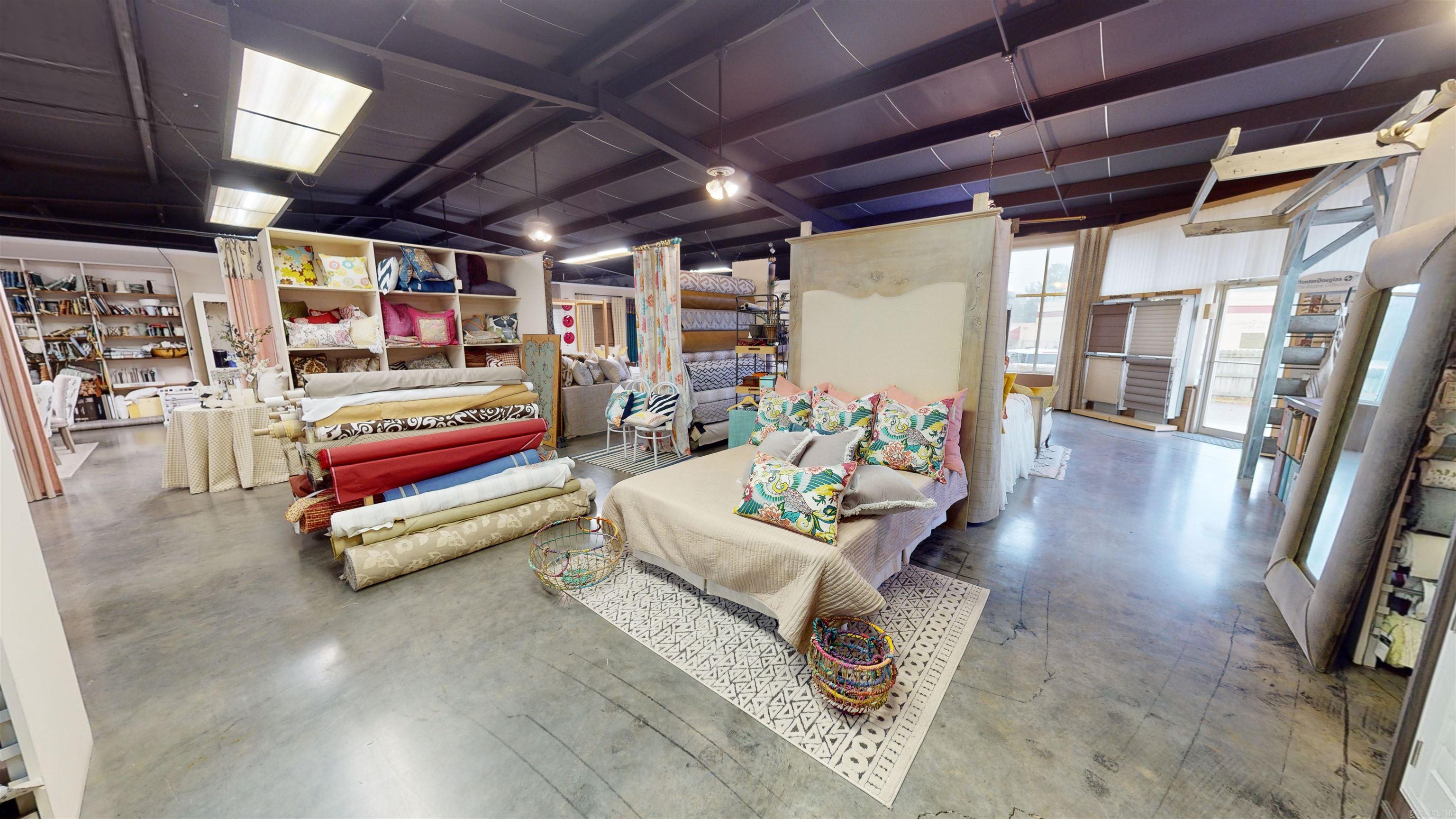 1612 W Beebe Capps  Searcy, AR