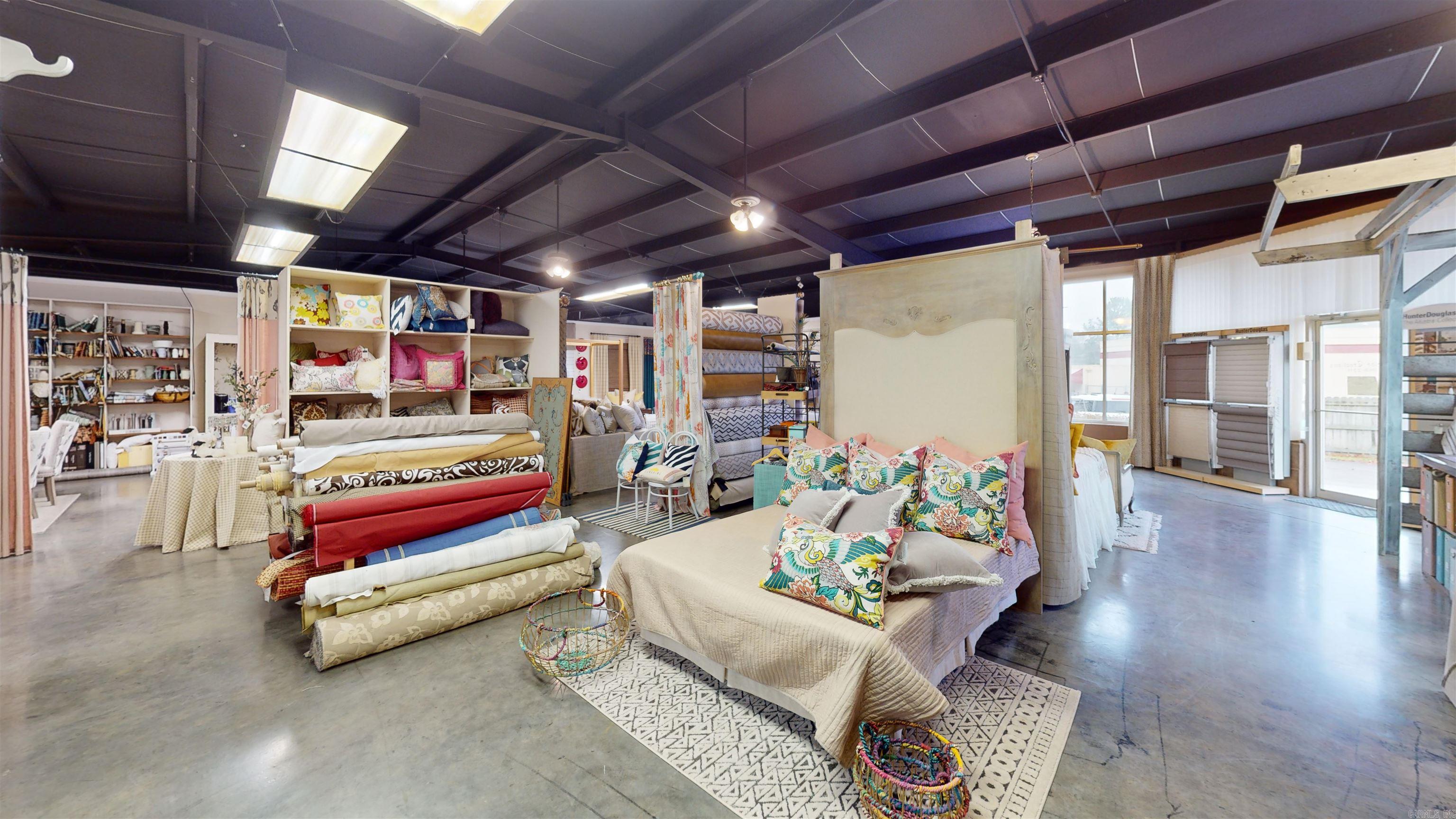 1612 W Beebe Capps  Searcy, AR