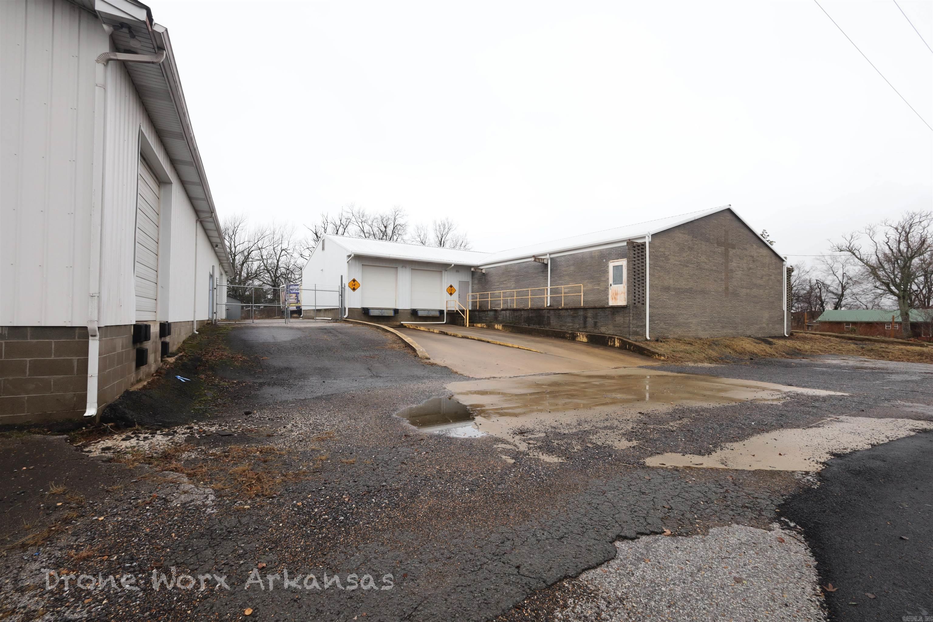 100  Lynn  Marshall, AR