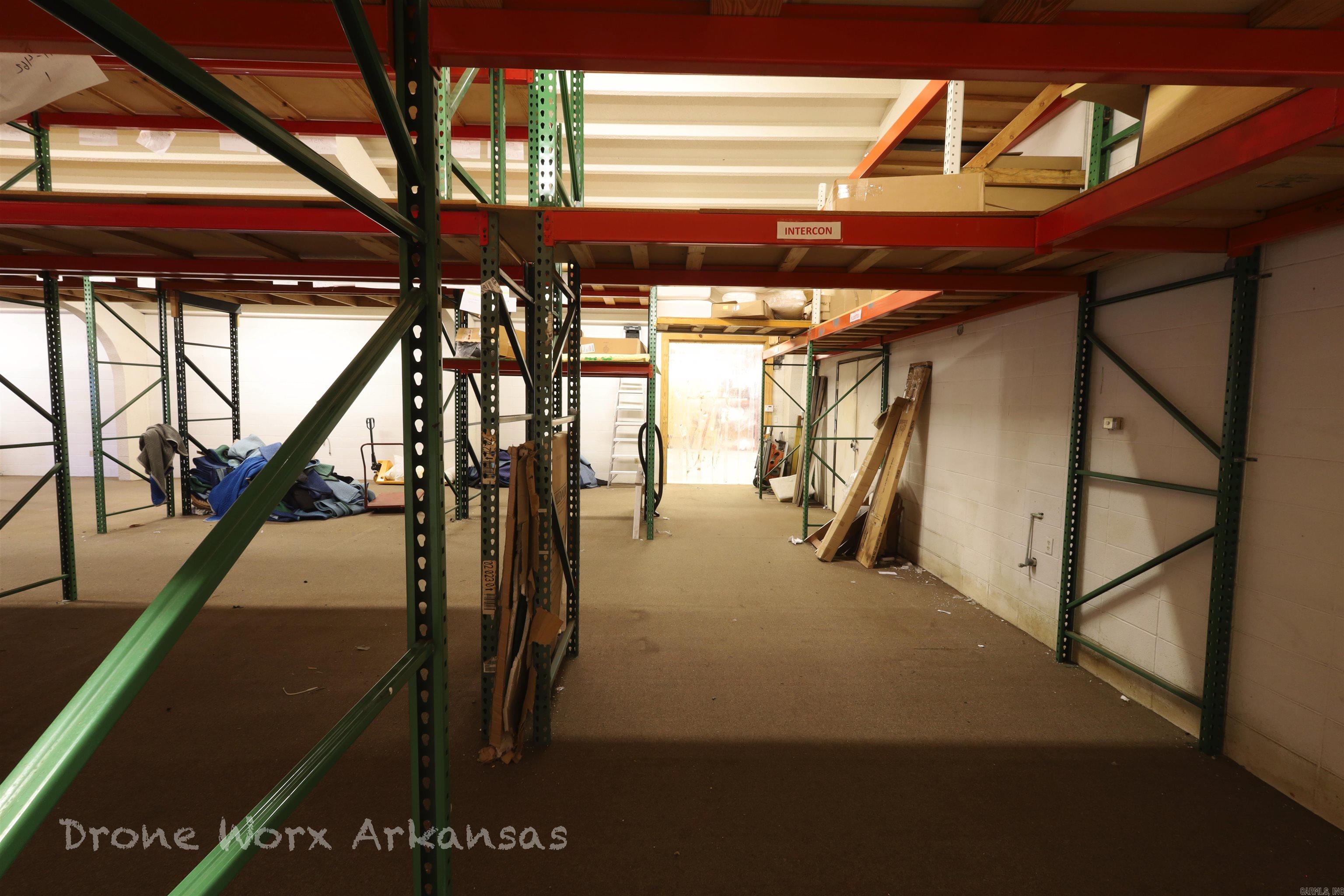 100  Lynn  Marshall, AR