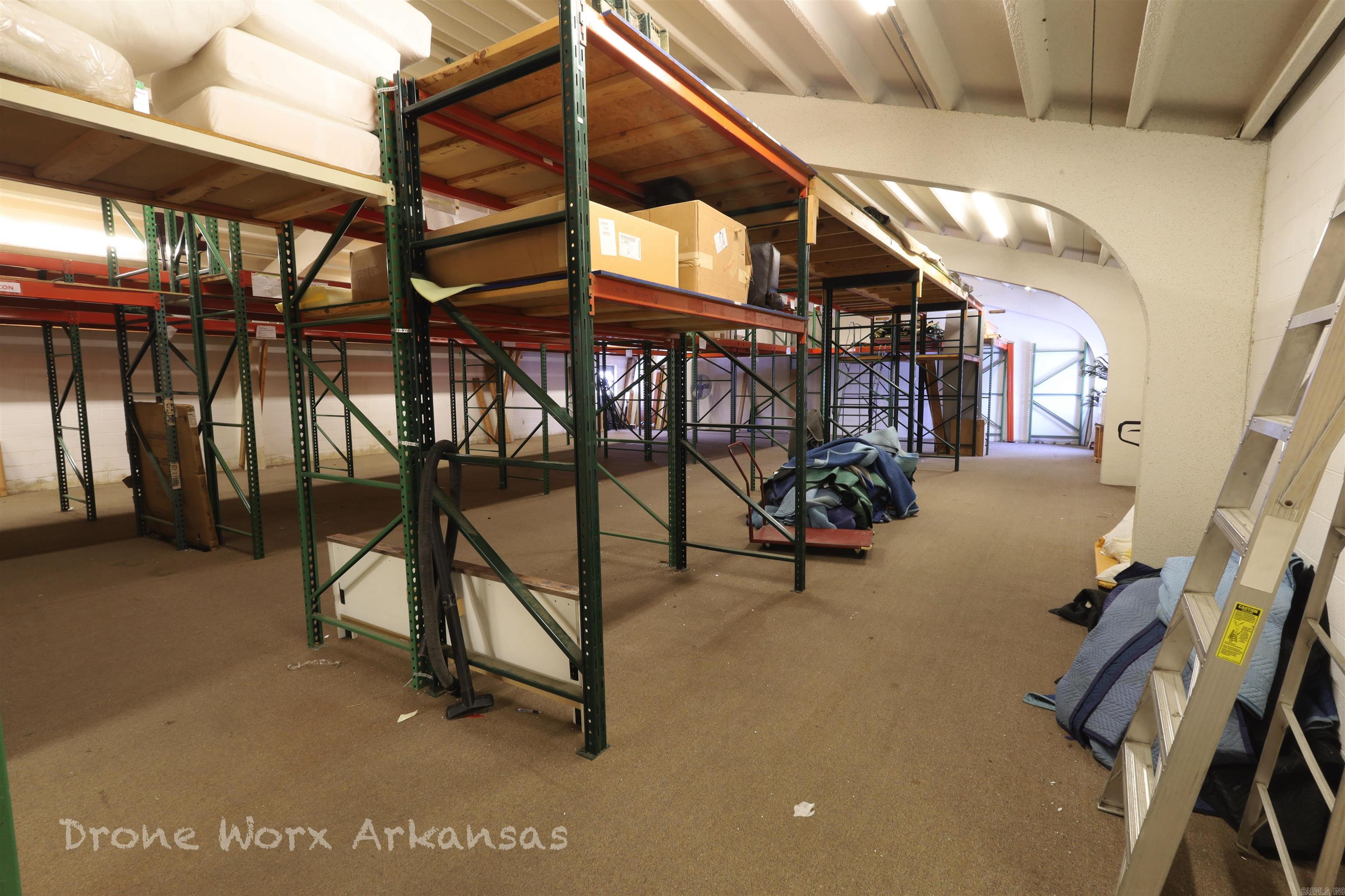 100  Lynn  Marshall, AR