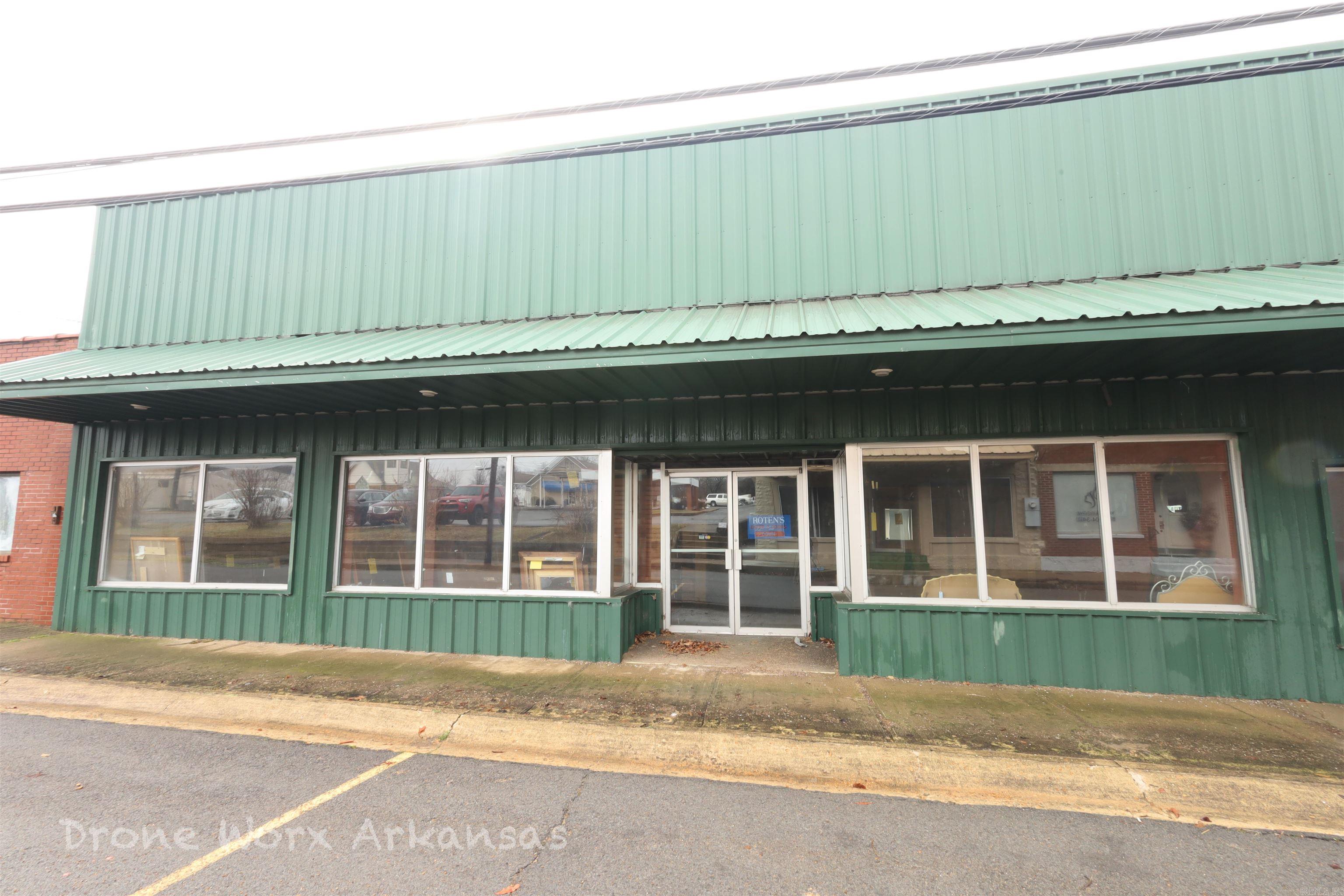 100-E  Main  Marshall, AR