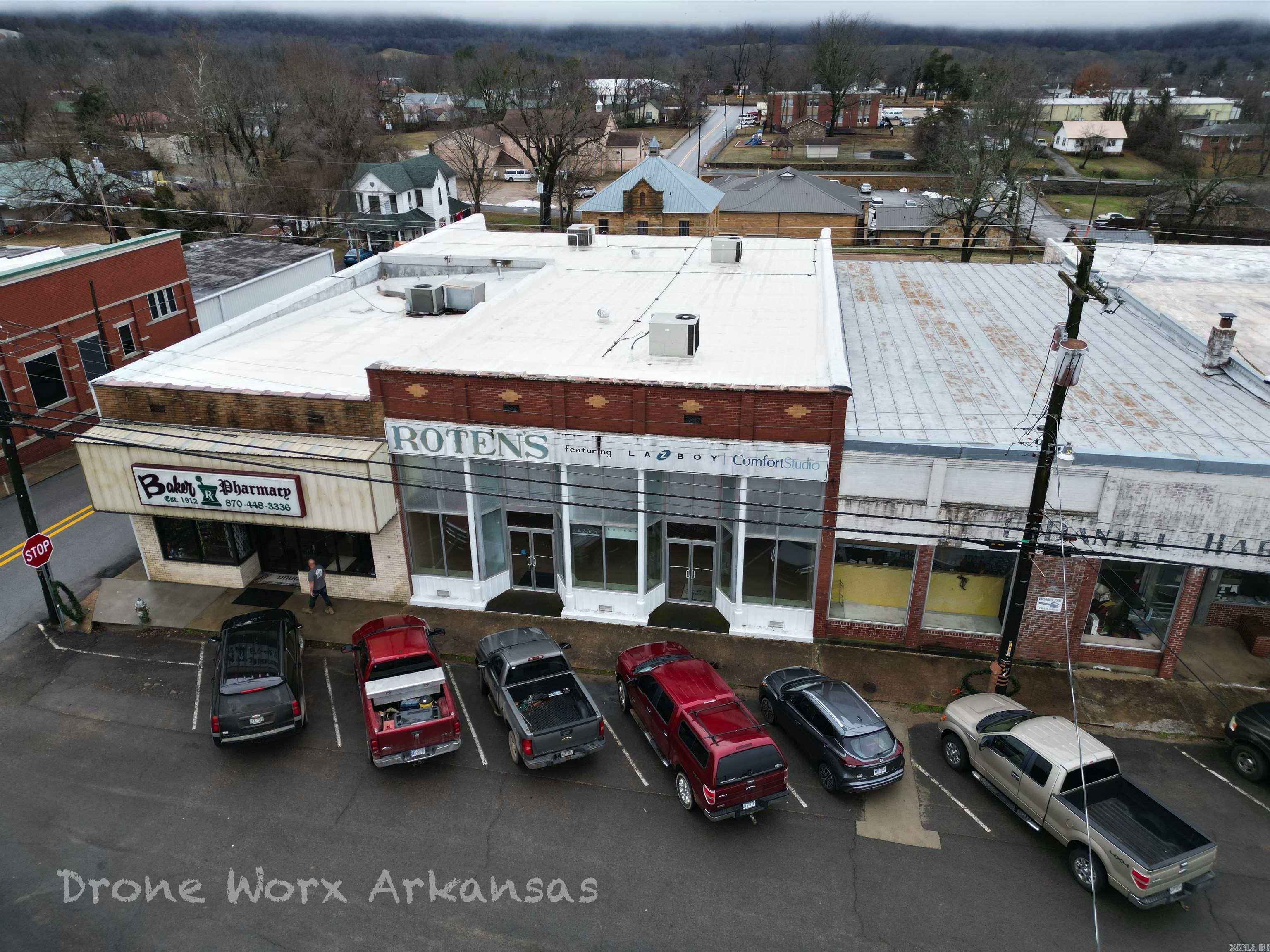 103 W Main  Marshall, AR