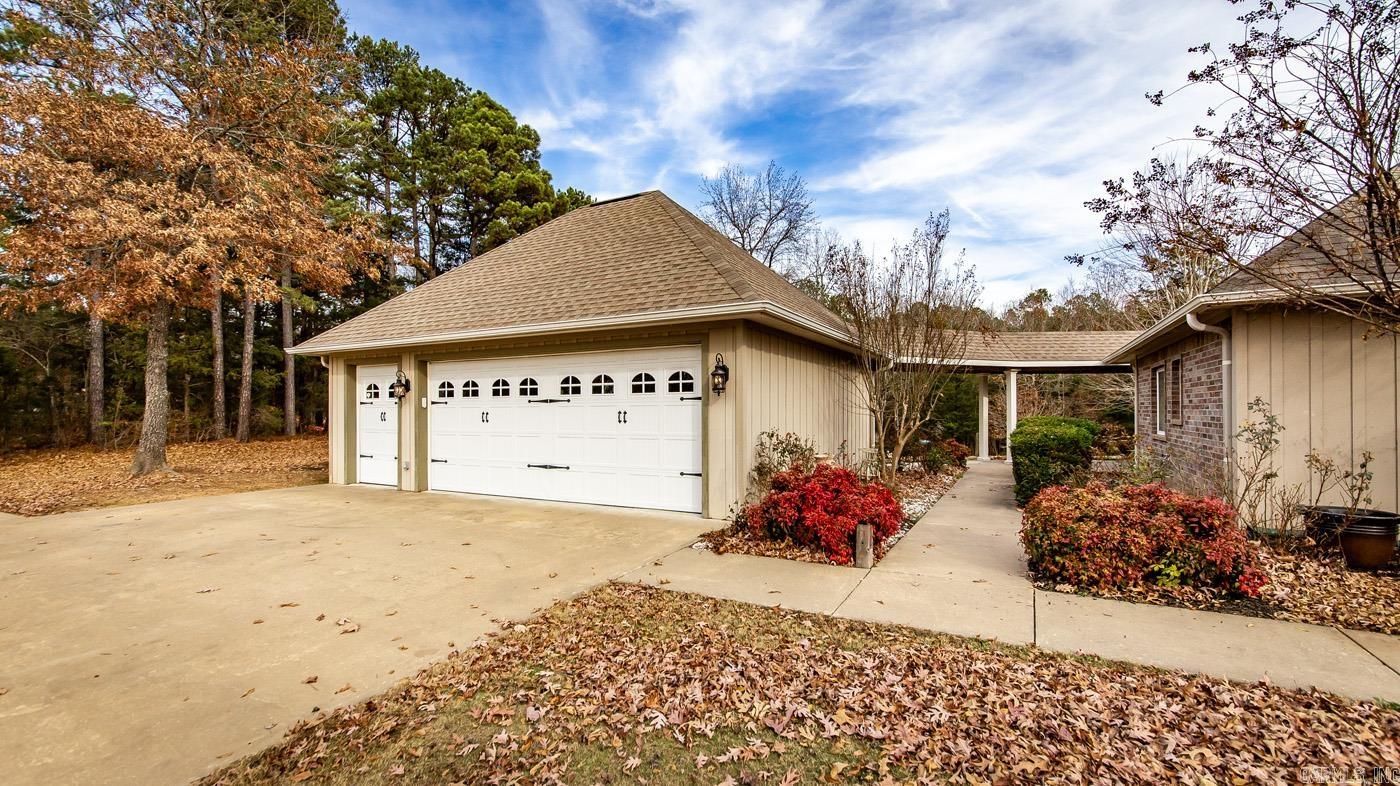 45 Brittany Cove Ln. Greers Ferry, AR 72067