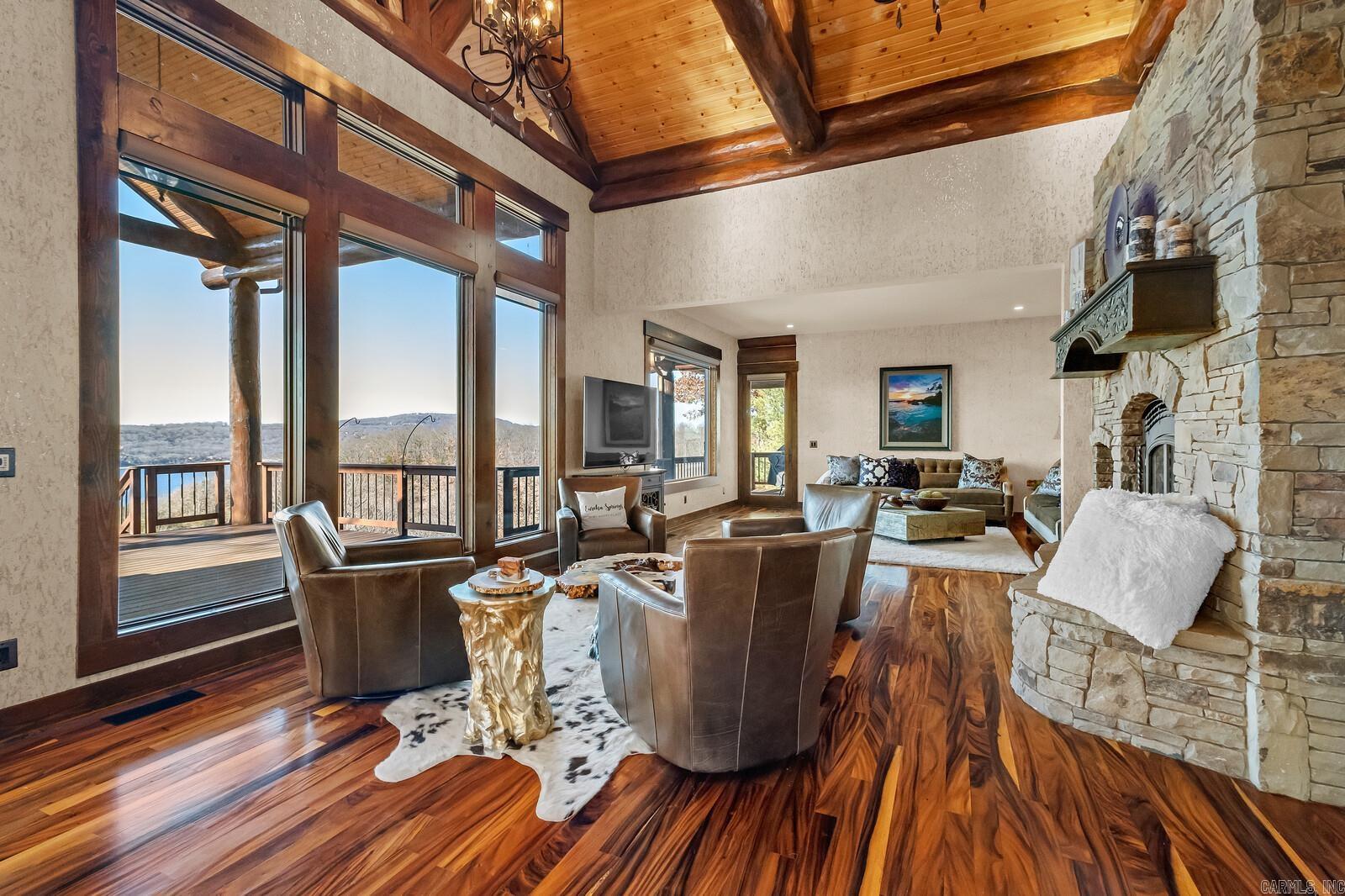 768 Cobblestone Lane Eureka Springs, AR 72631