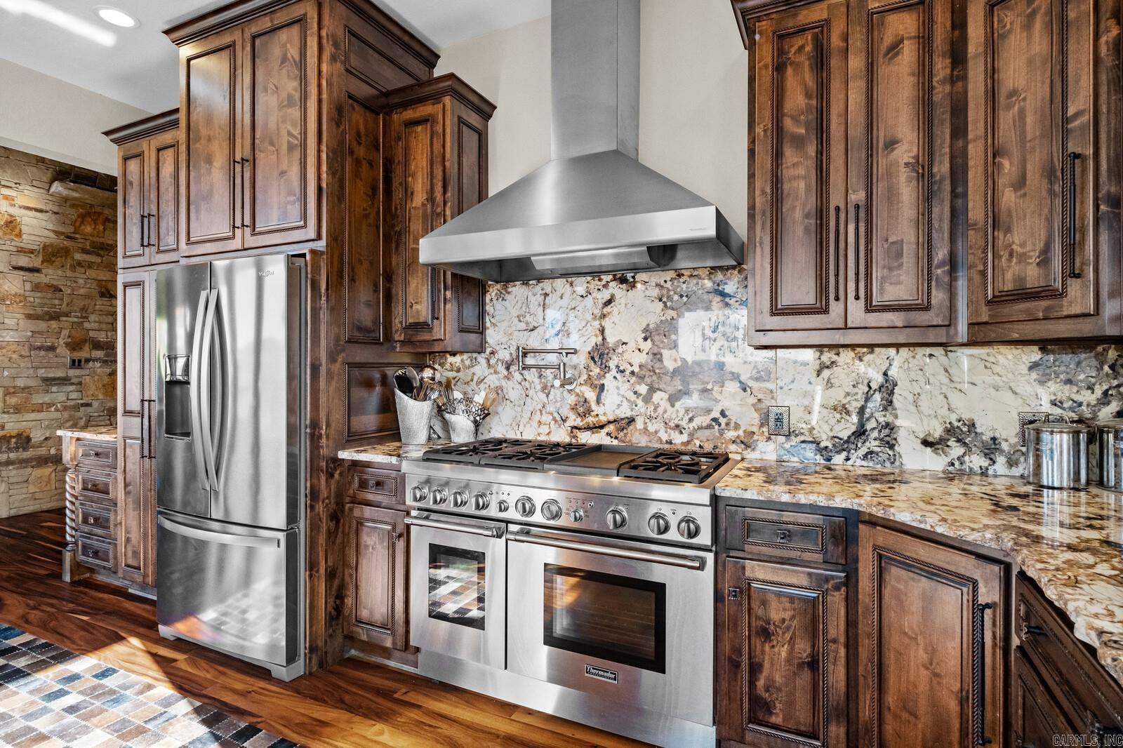 768 Cobblestone Lane Eureka Springs, AR 72631
