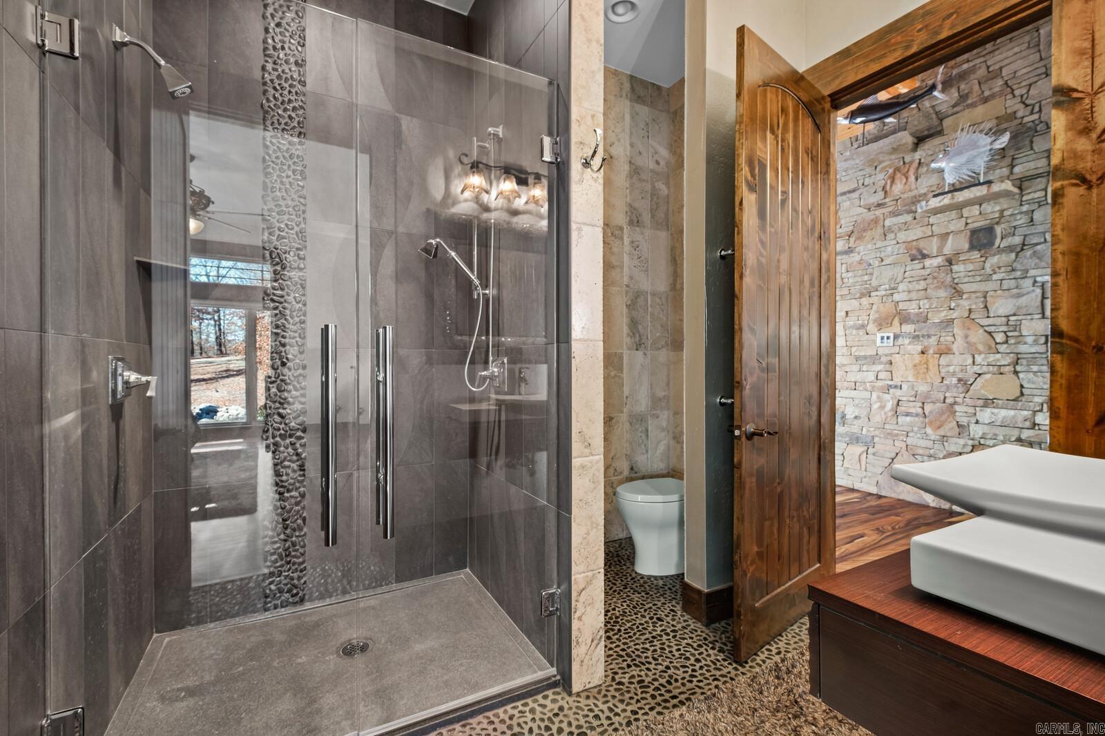 768 Cobblestone Lane Eureka Springs, AR 72631