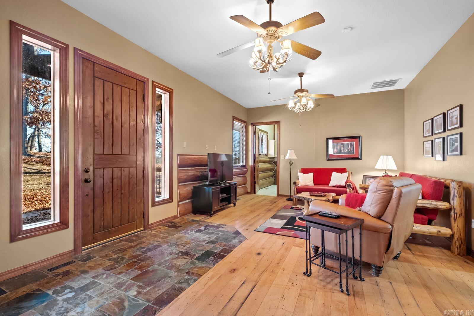 768 Cobblestone Lane Eureka Springs, AR 72631