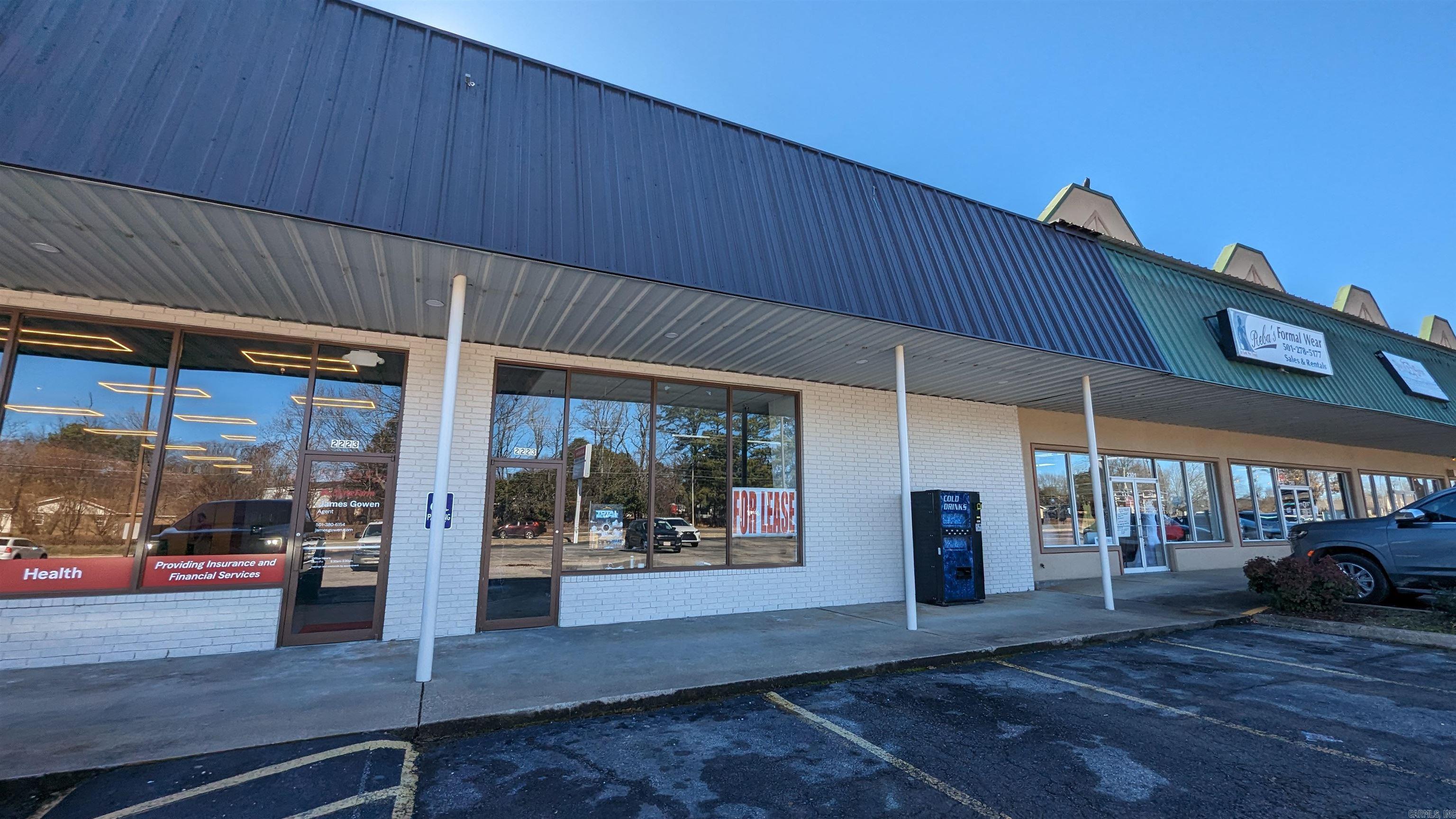 2223 W beebe capps Expressway, Searcy, AR 