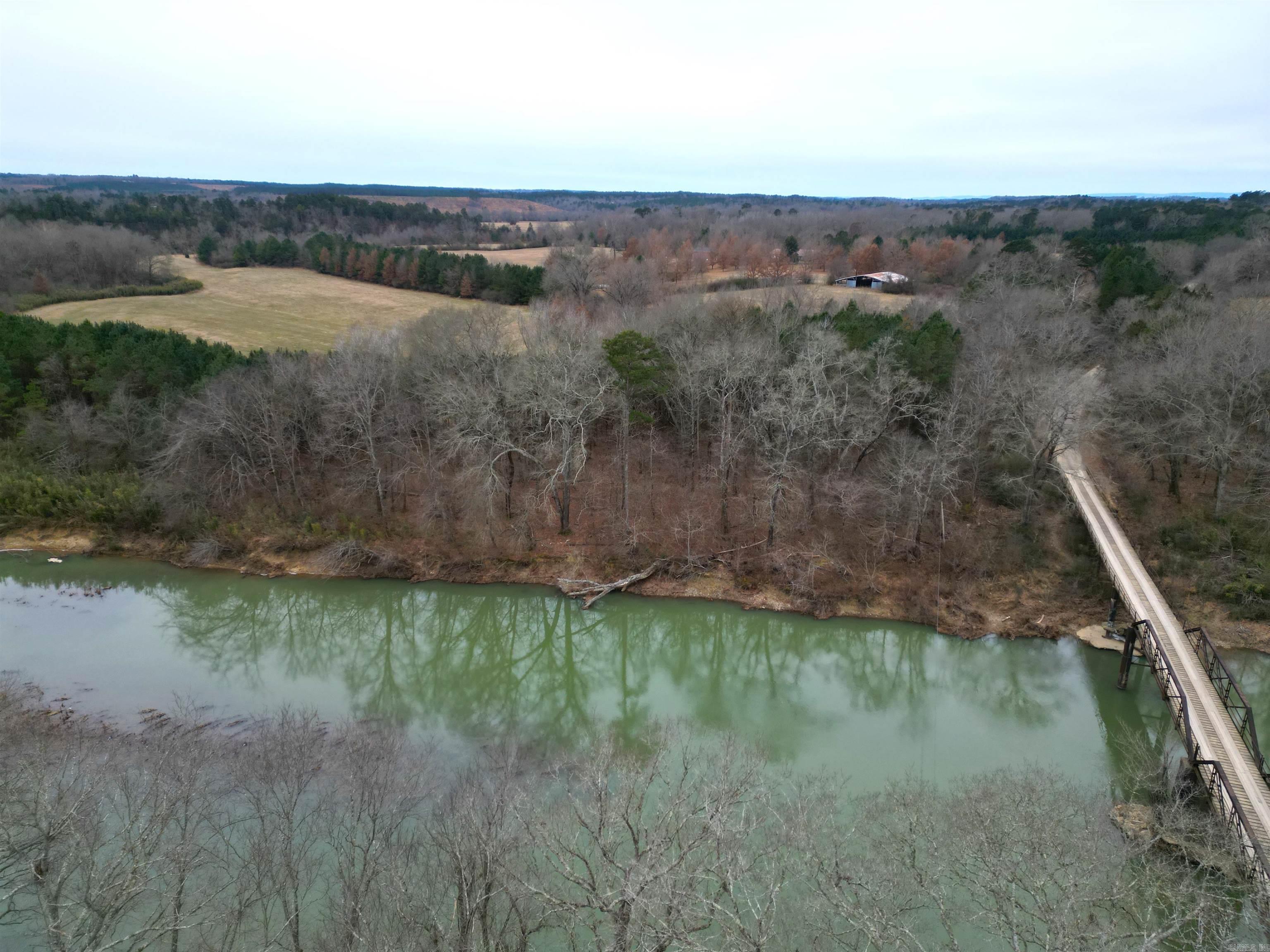 686  Polk 38  Hatfield, AR