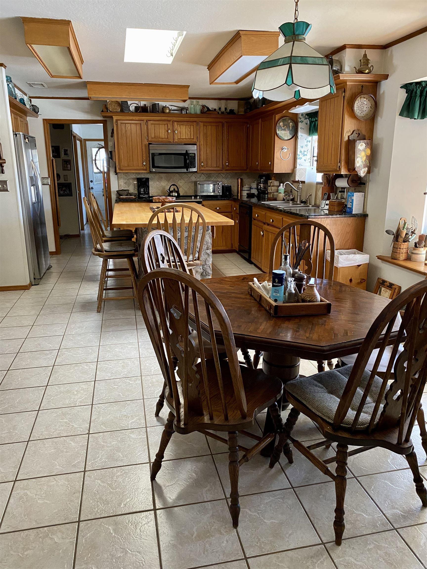 686  Polk 38  Hatfield, AR