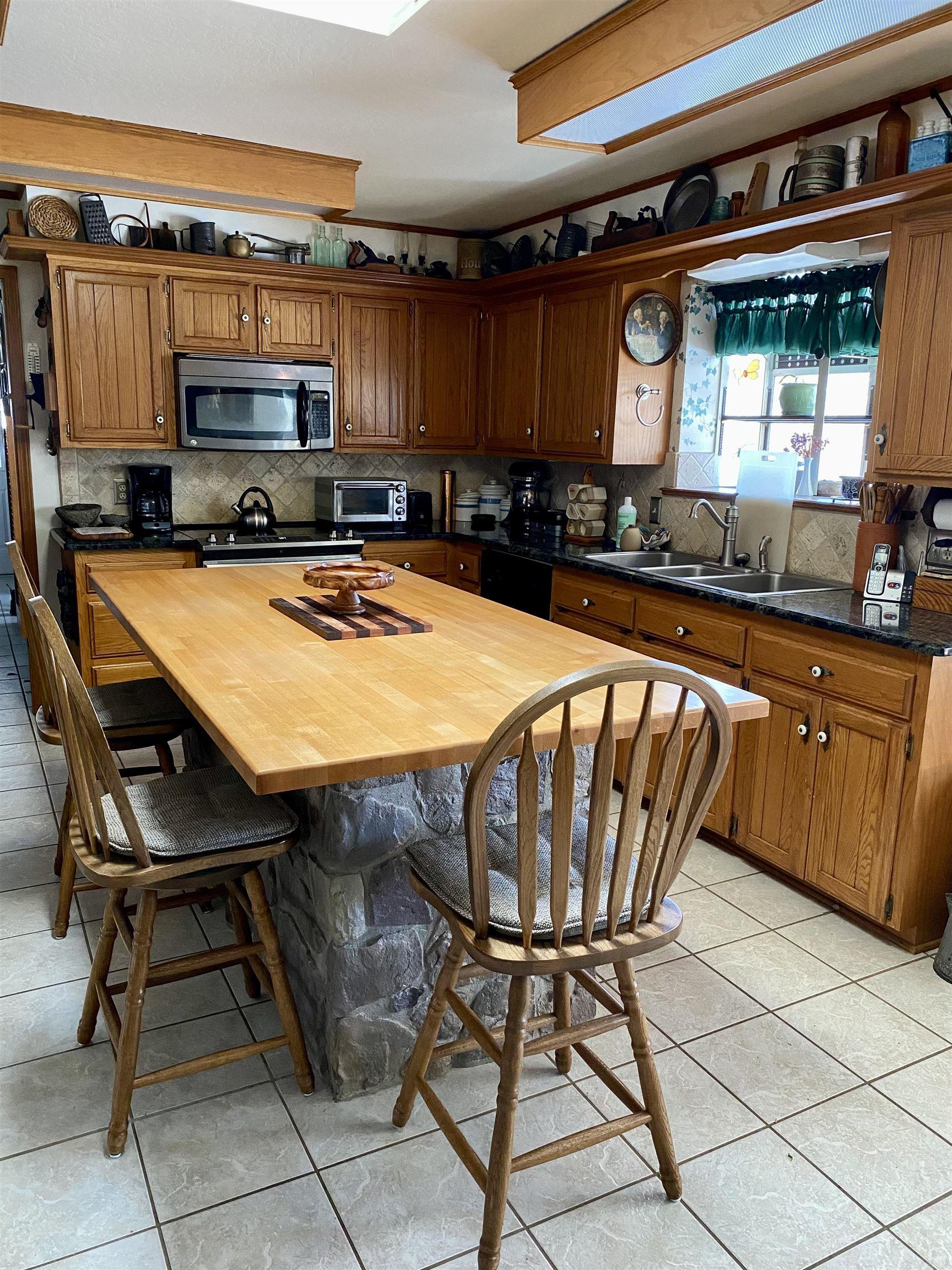 686  Polk 38  Hatfield, AR