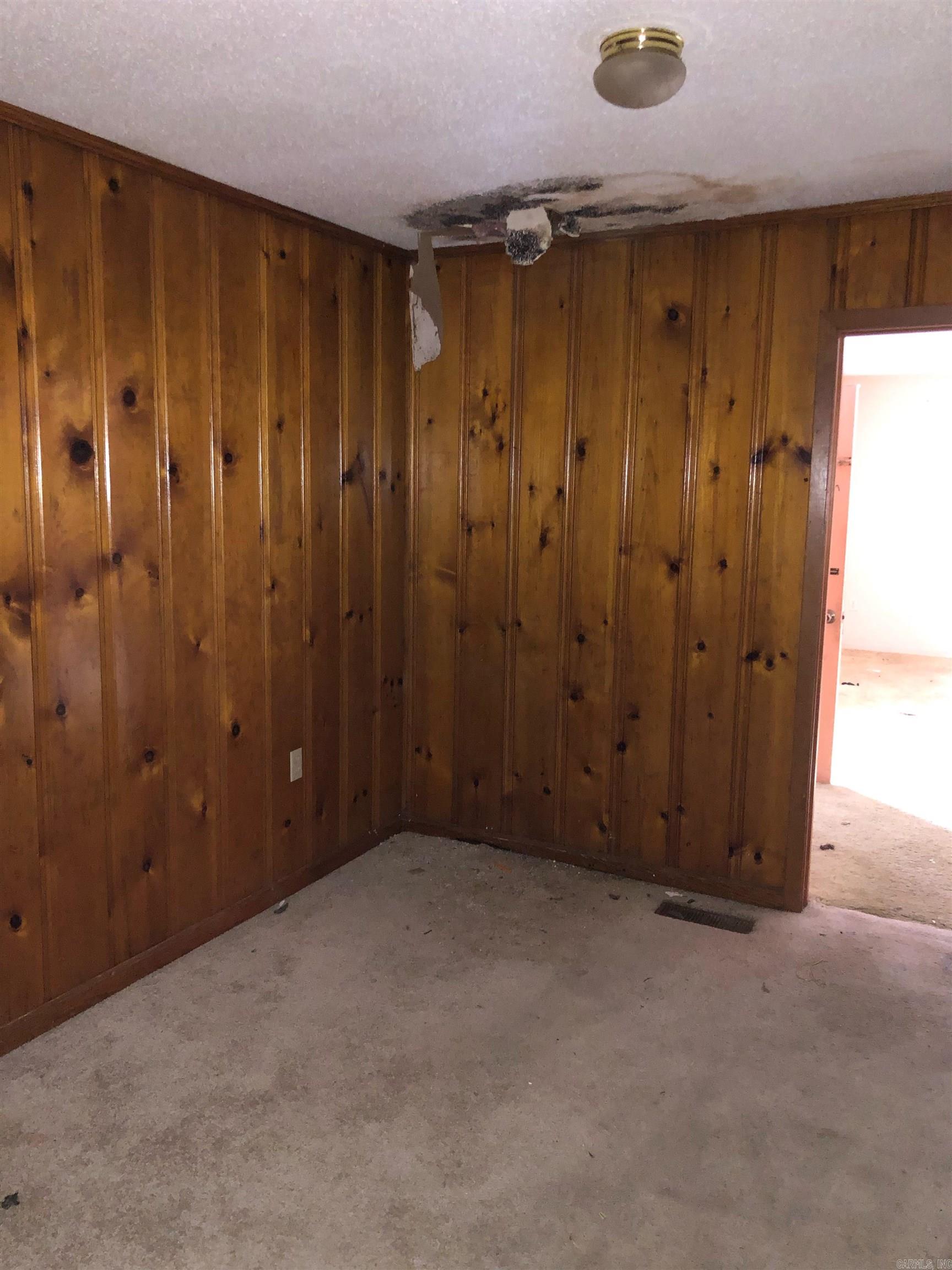 1006 Hickey Street Forrest City, AR 72335