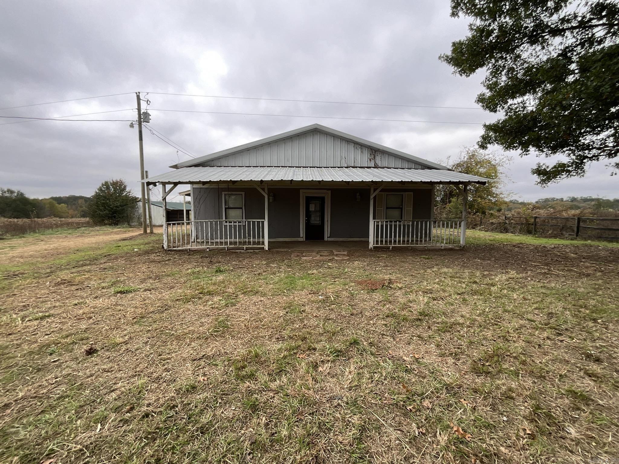 702 S Highway 41  Foreman, AR