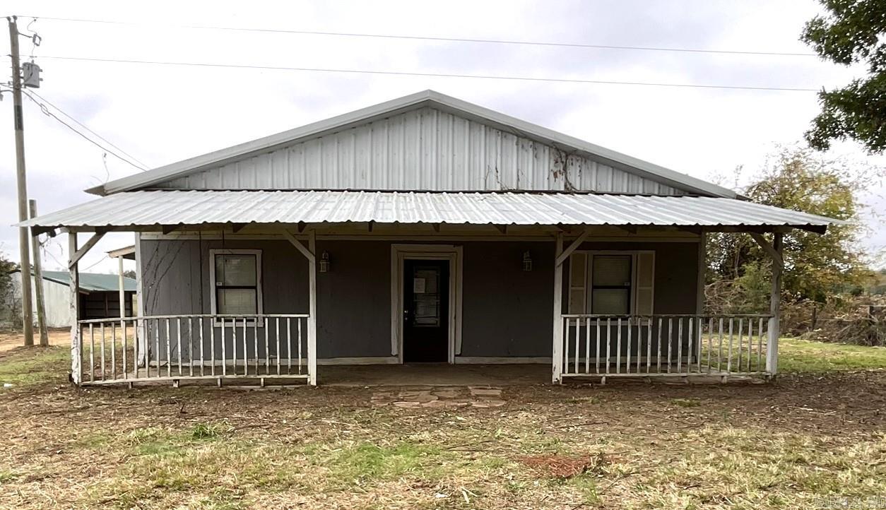 702 S Highway 41  Foreman, AR