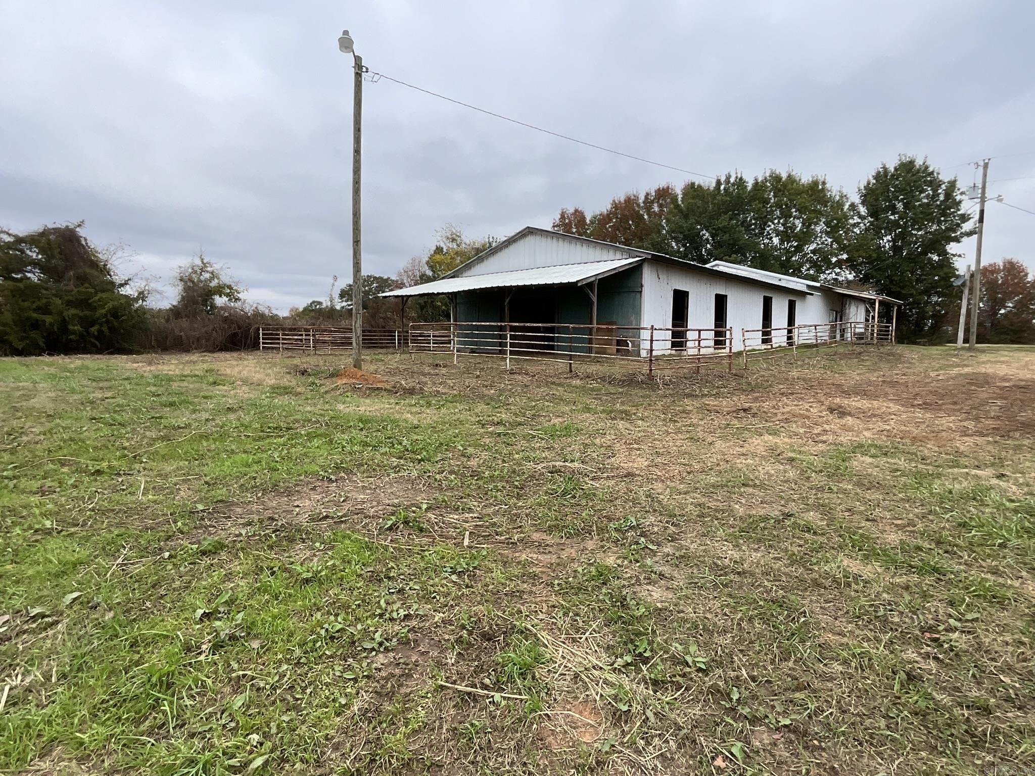 702 S Highway 41  Foreman, AR