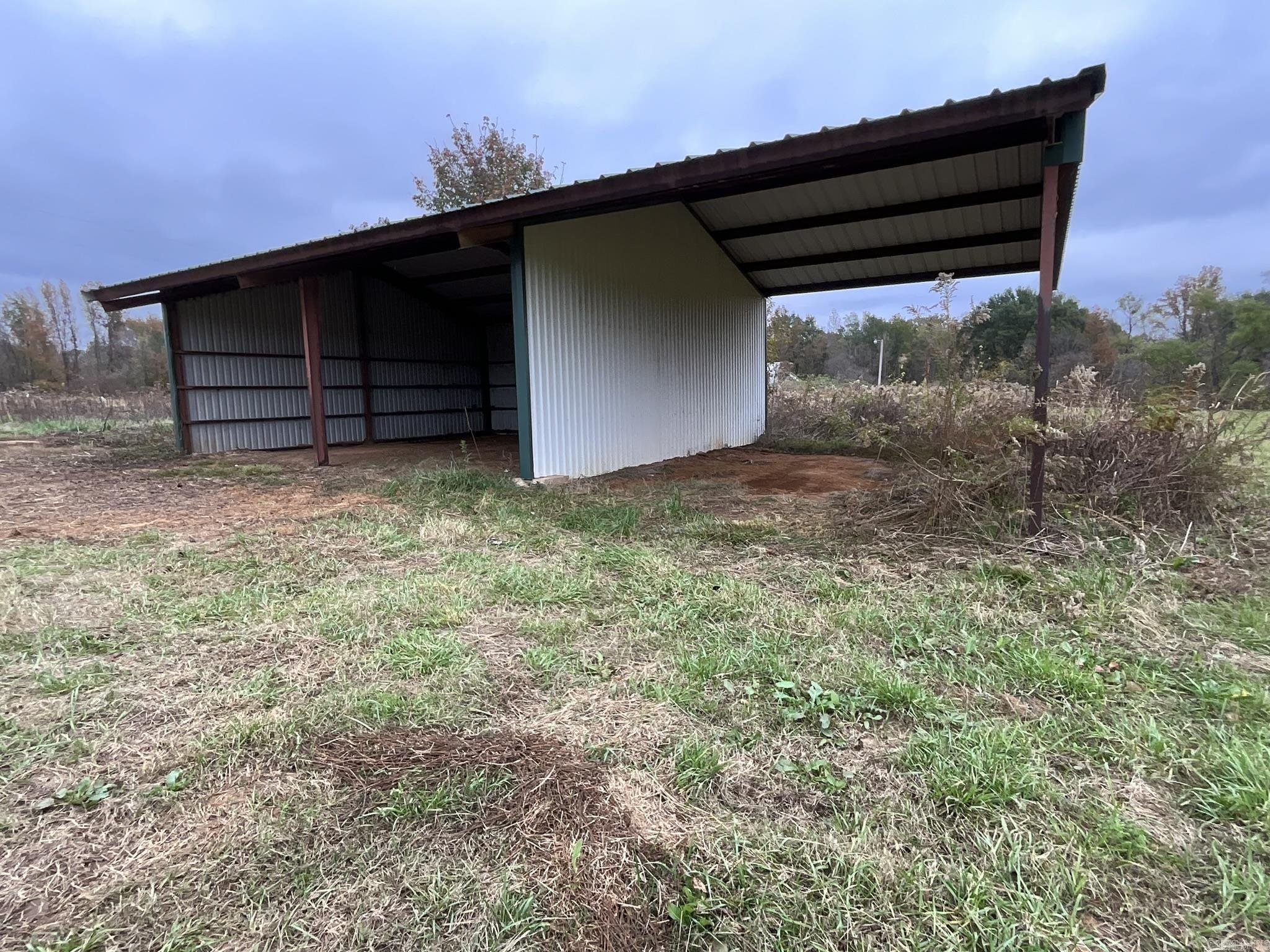 702 S Highway 41  Foreman, AR