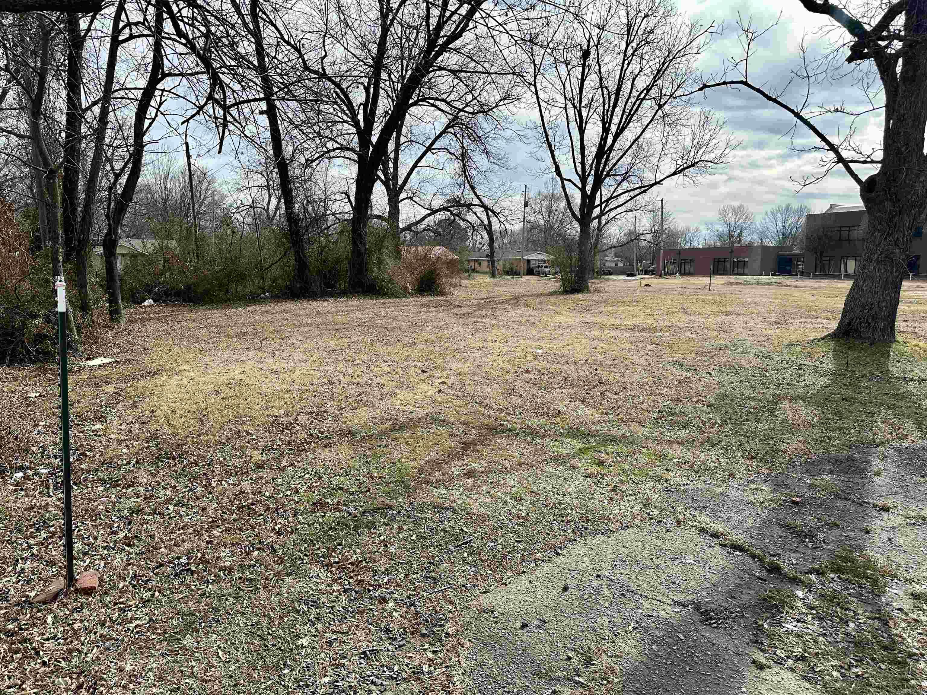 824 N Arkansas Ave  Russellville, AR