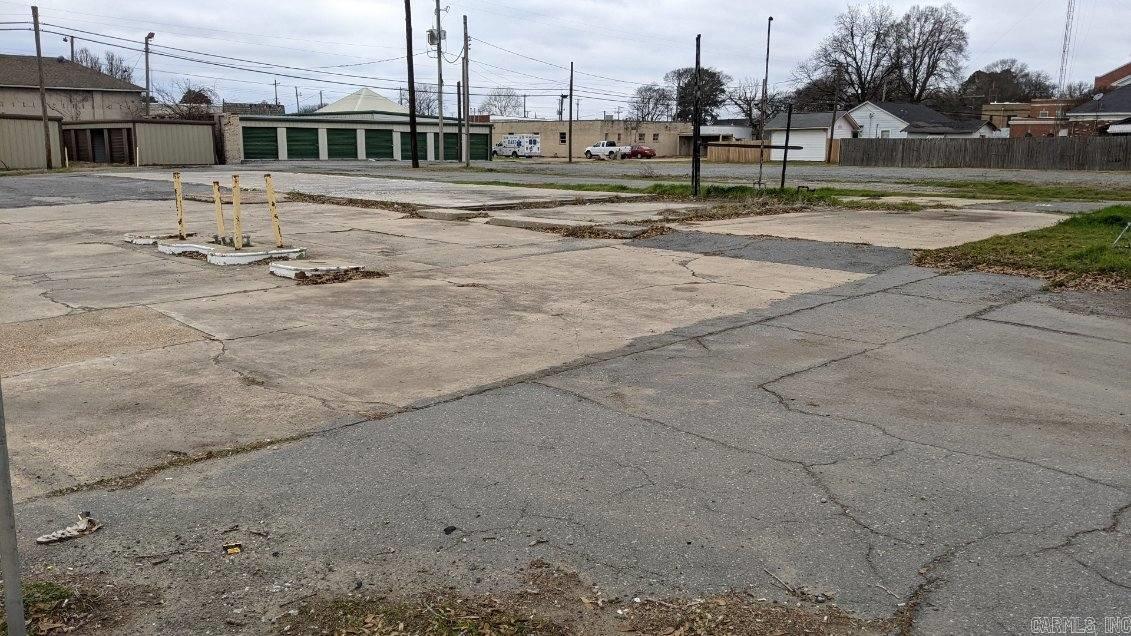 221 E Fordyce St  England, AR