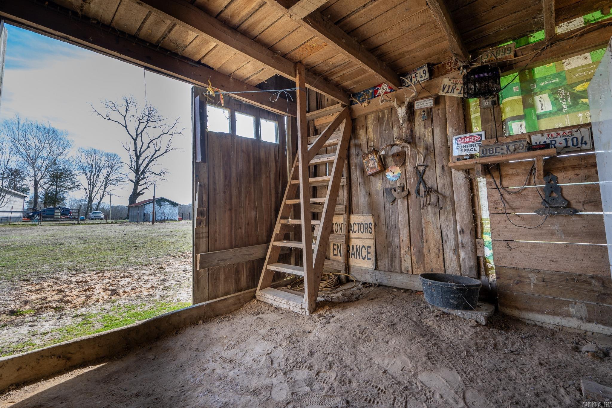 152  Martin Lane  Cove, AR