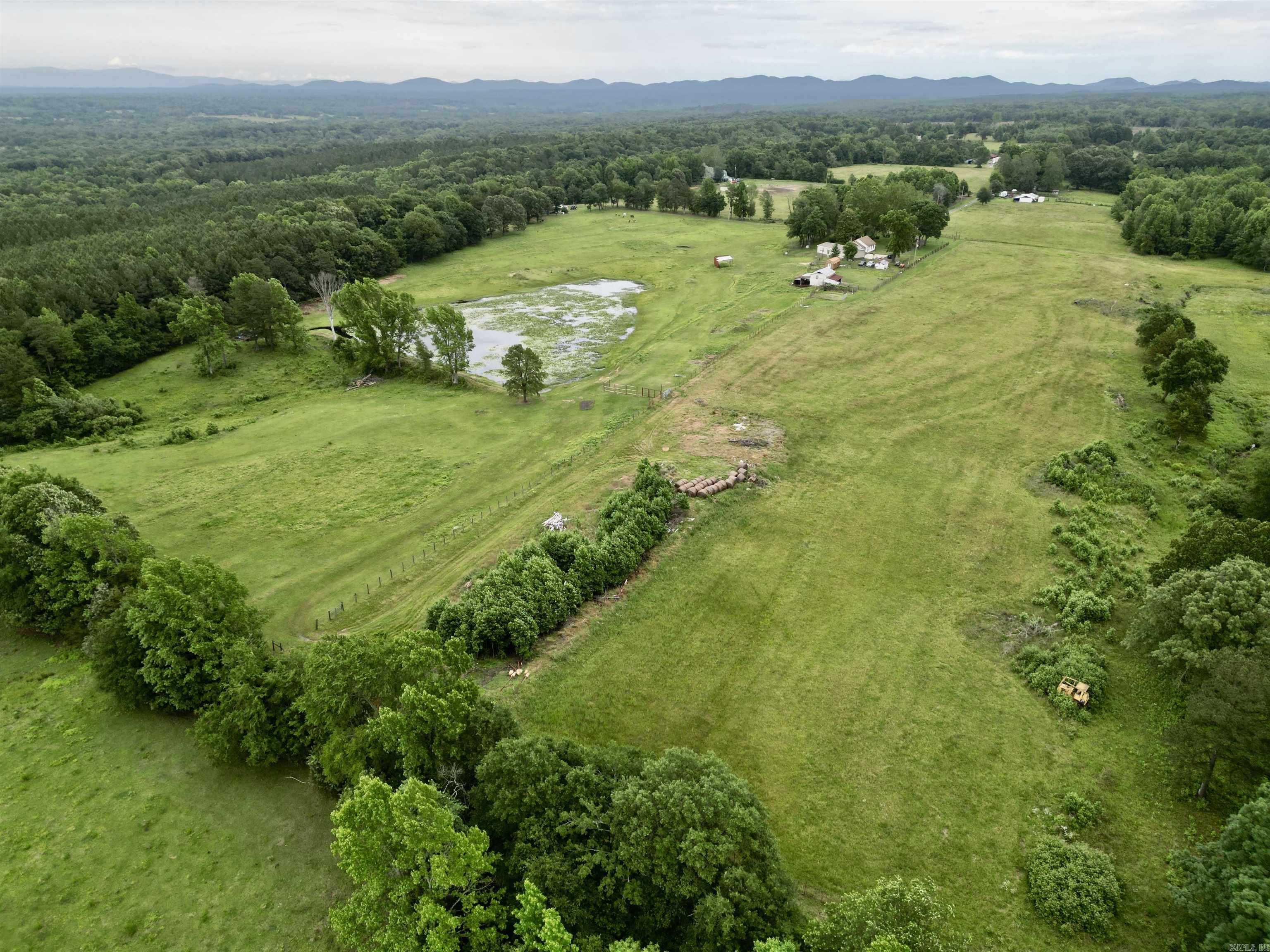 152  Martin Lane  Cove, AR