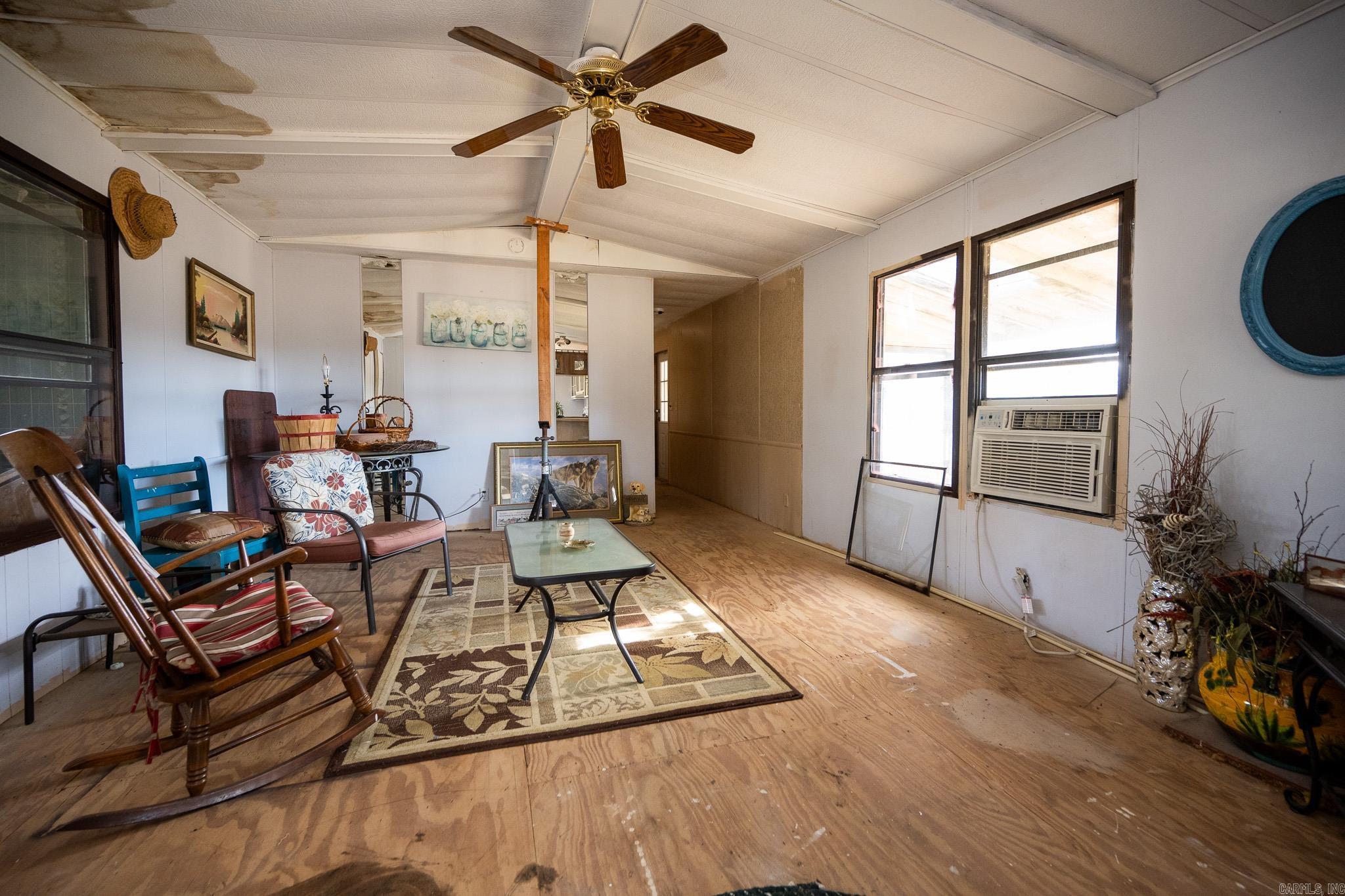 152  Martin Lane  Cove, AR