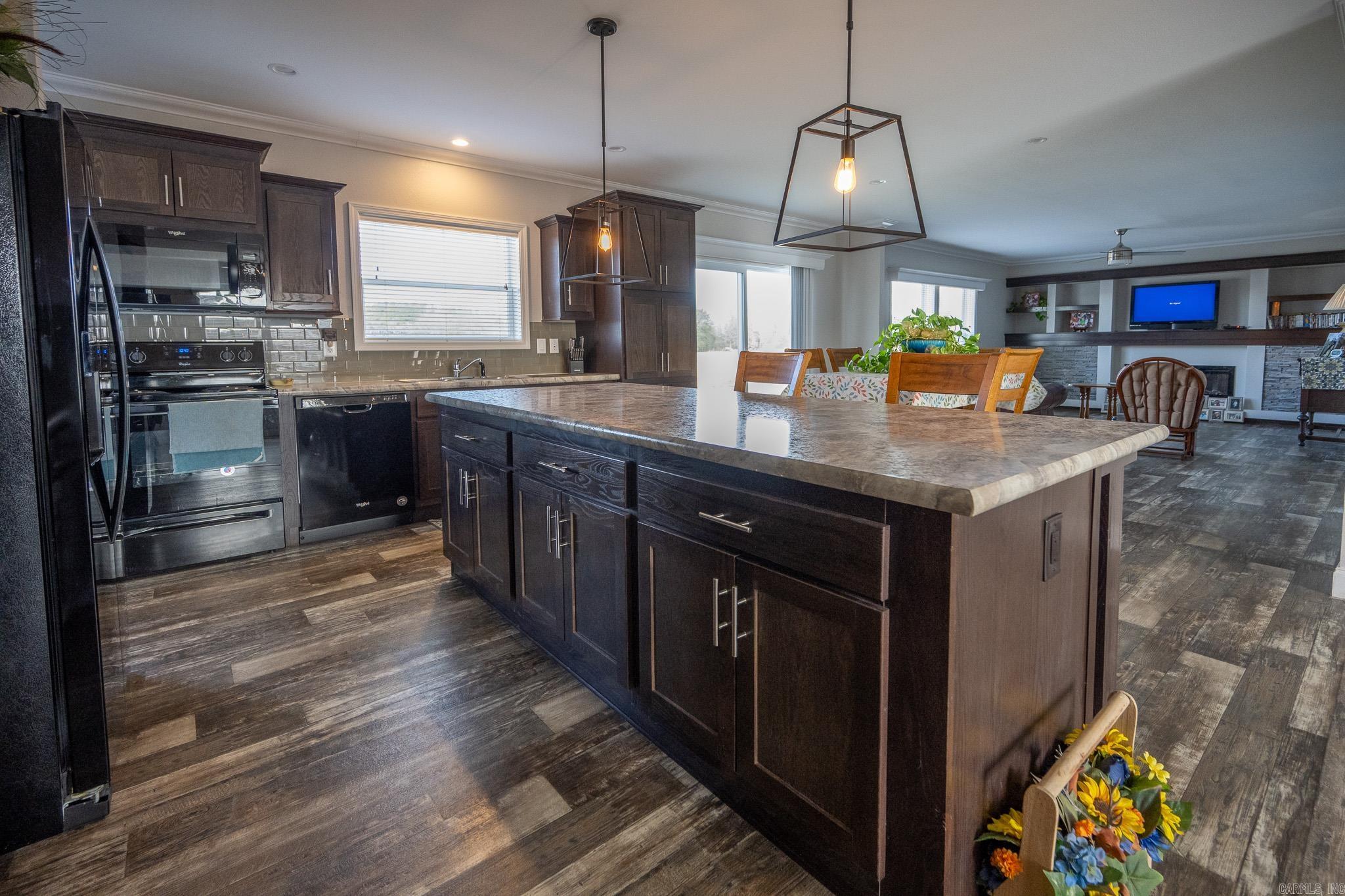 152  Martin Lane  Cove, AR