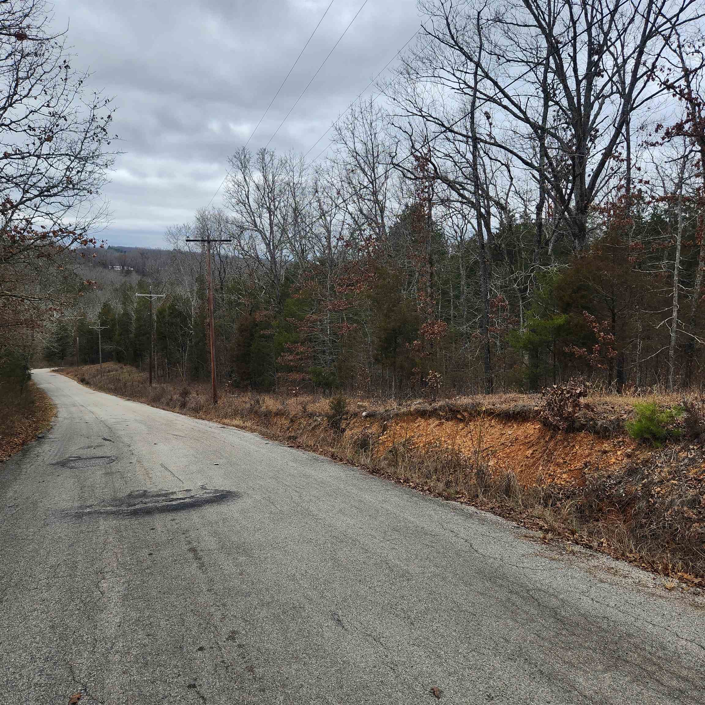 L10, B01  Hiawatha  Cherokee Village, AR