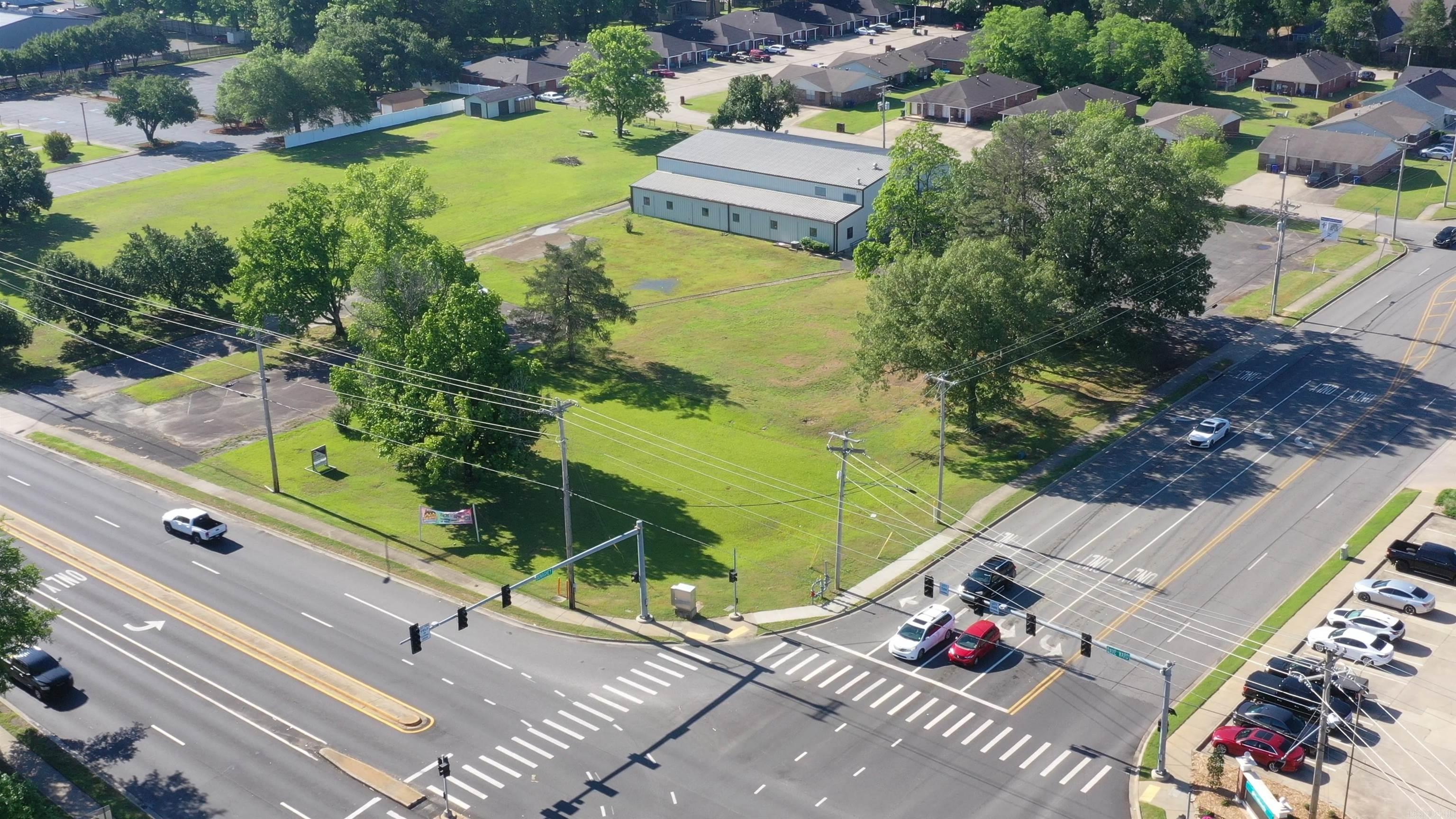 800 S Donaghey  Conway, AR