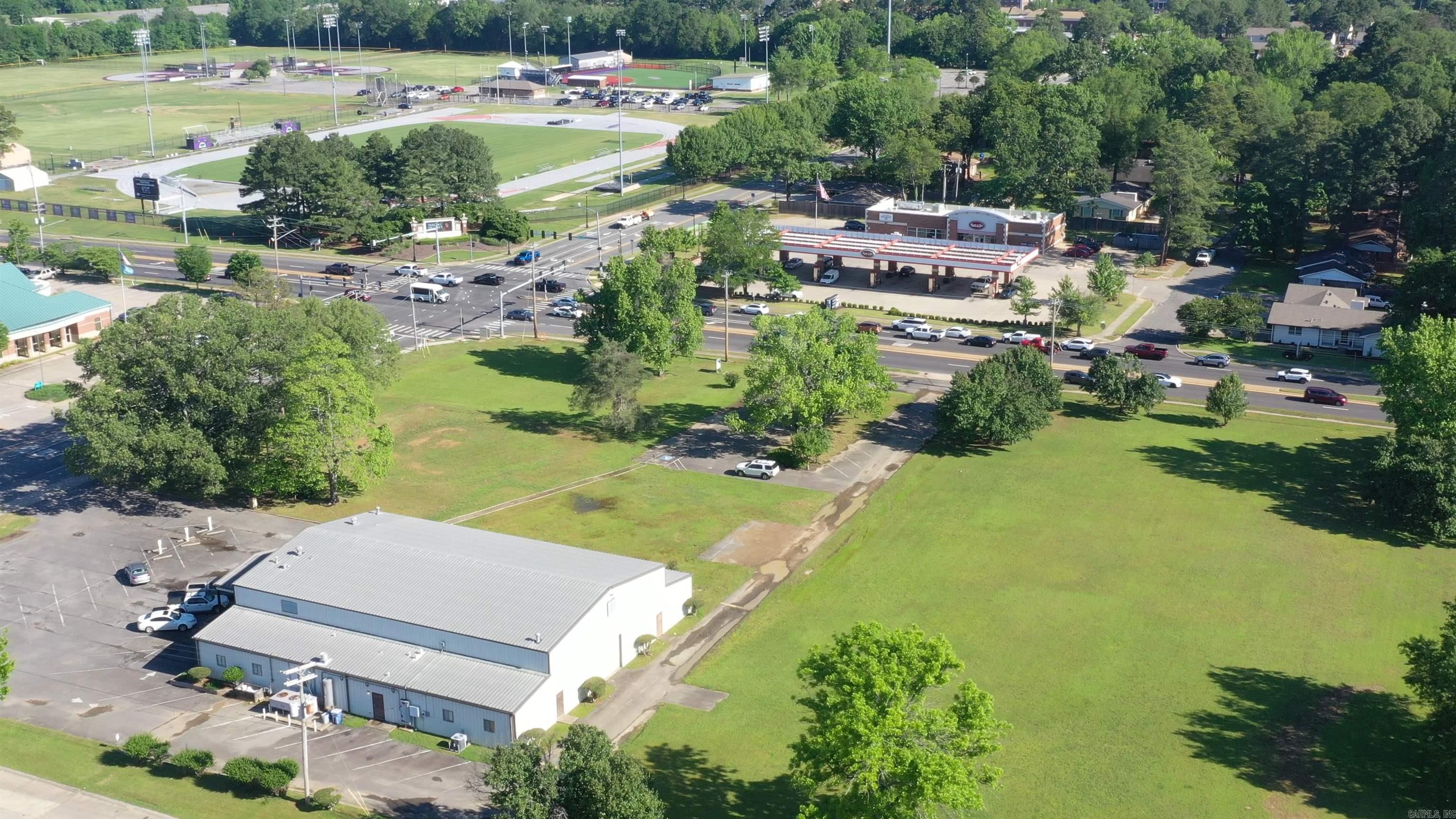 800 S Donaghey  Conway, AR