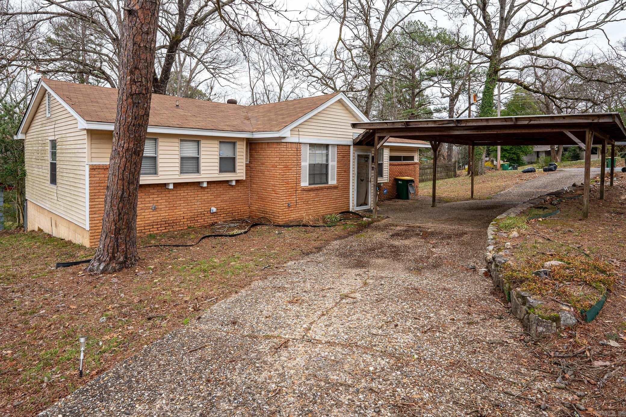 Home for Sale at 35 Brookview in Little Rock, AR for 150,000 CENTURY