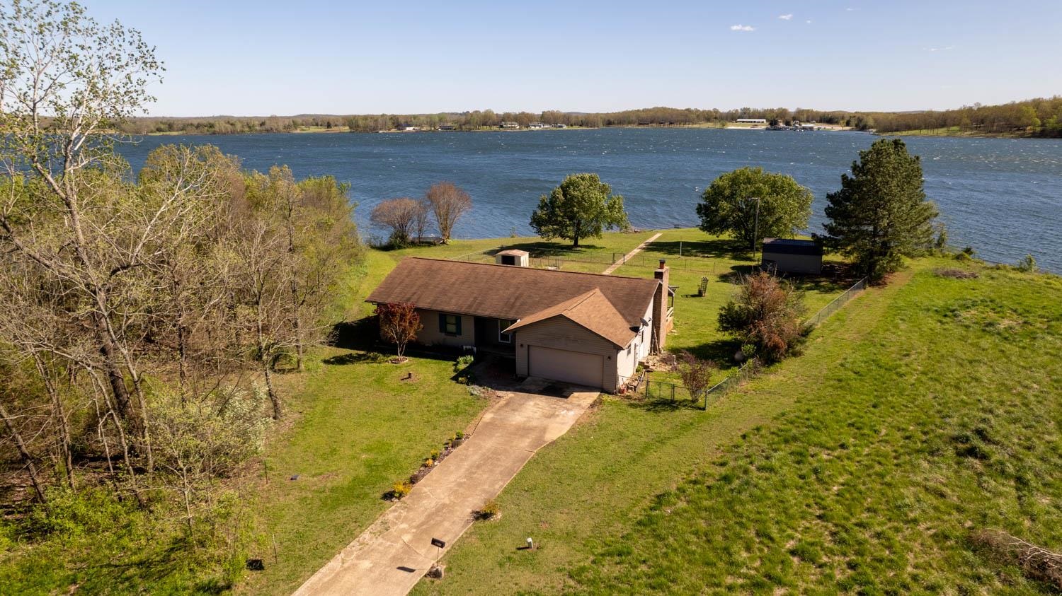 1811  Friendly Point  Horseshoe Bend, AR