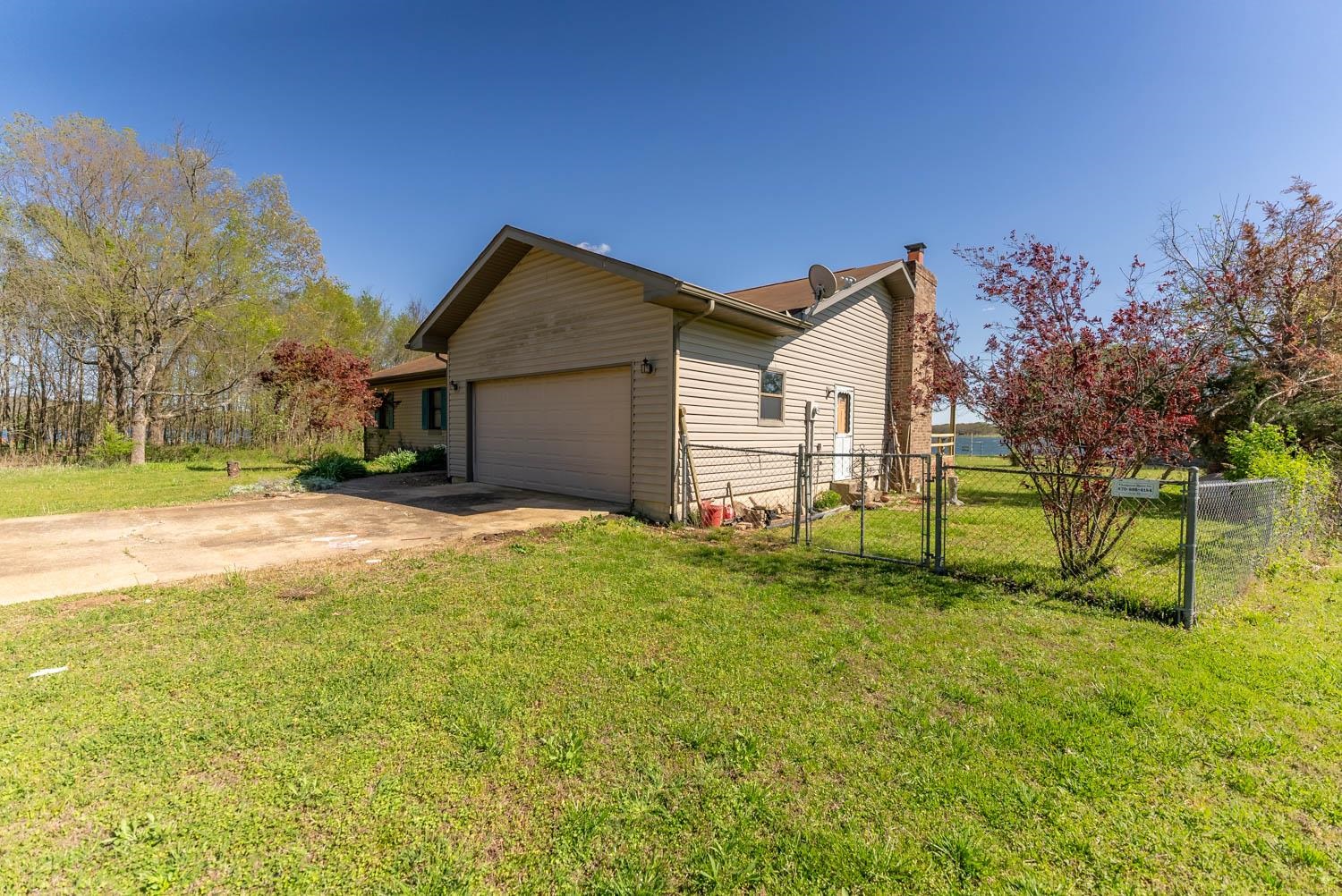 1811  Friendly Point  Horseshoe Bend, AR
