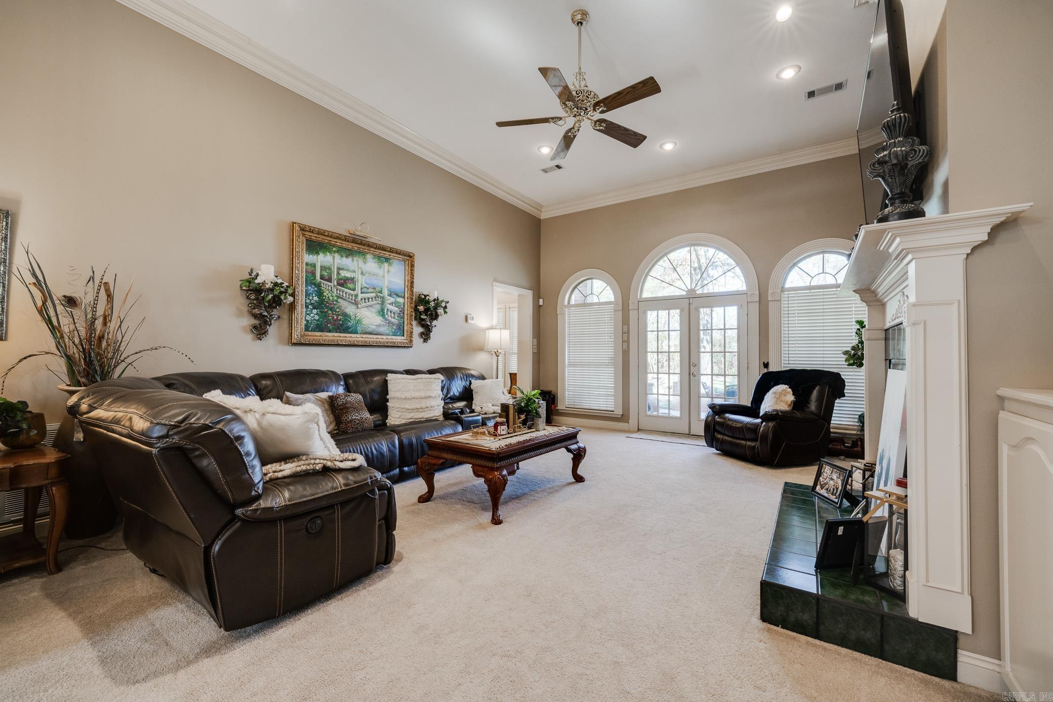 1960  Royal Dr  Conway, AR