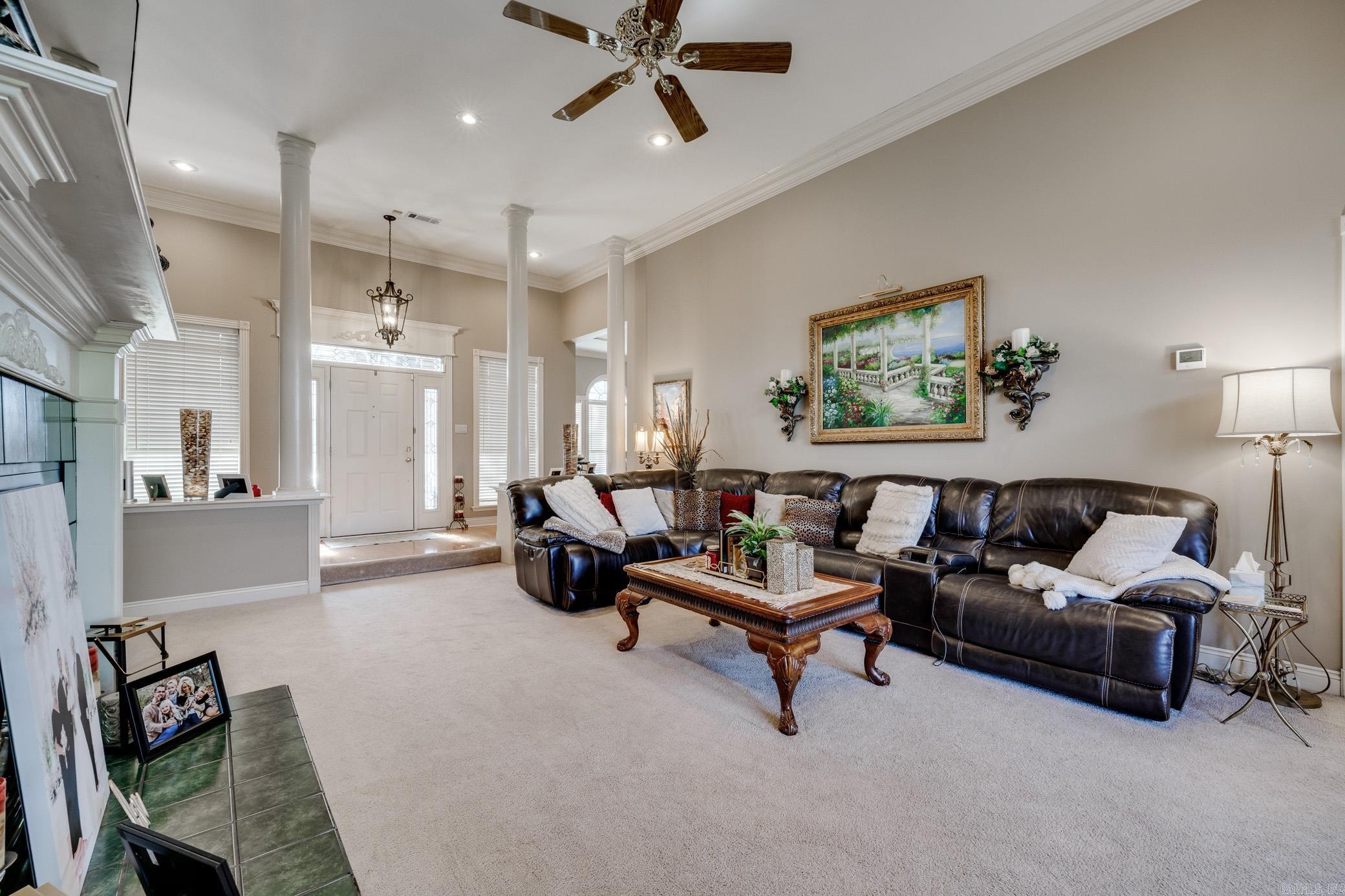 1960  Royal Dr  Conway, AR