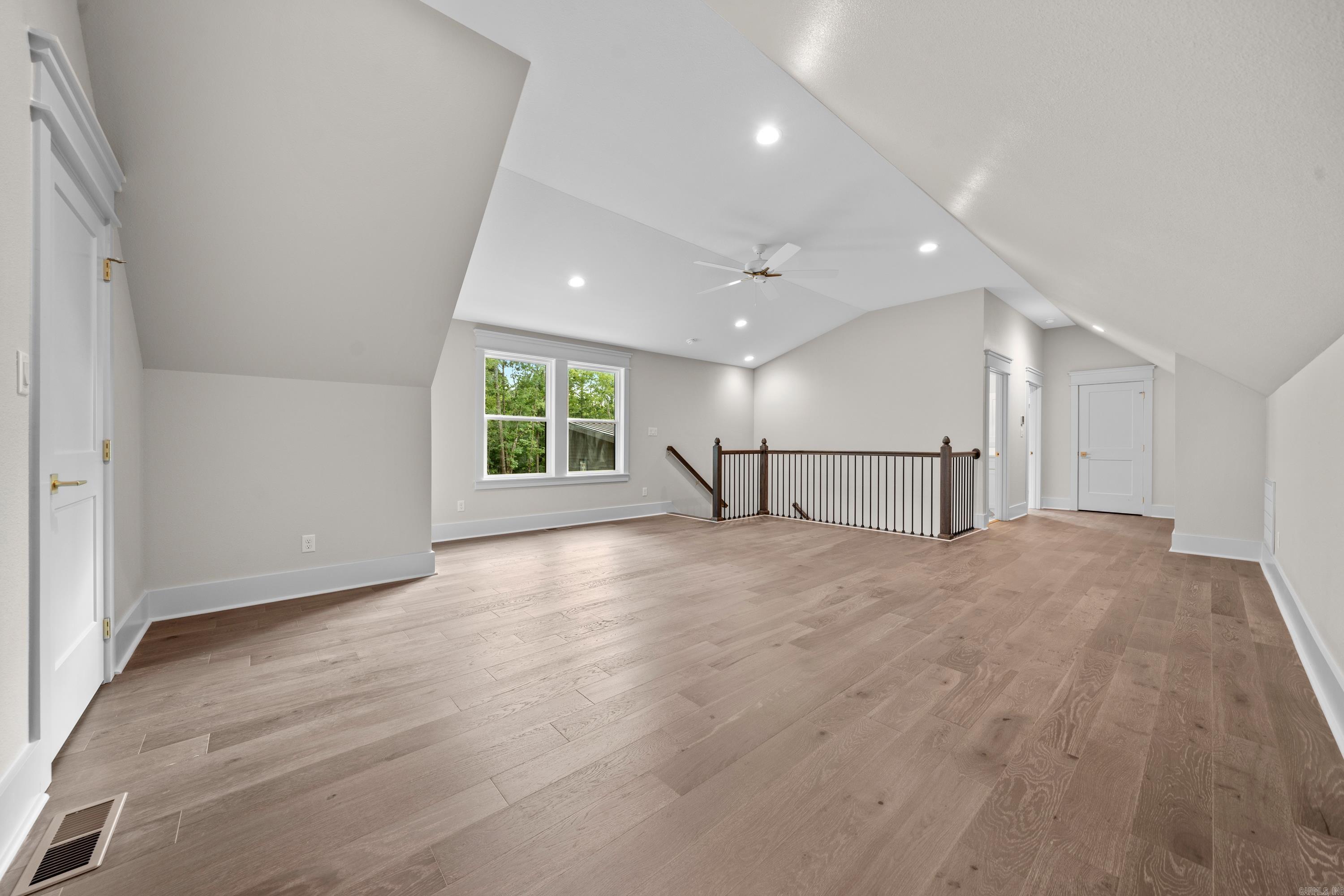 150  Cardinal  Hot Springs, AR